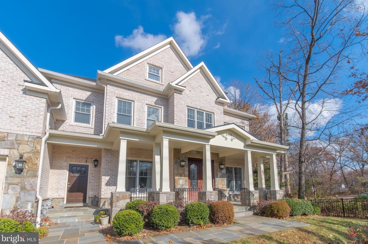 3445 Gallows Rd, Falls Church VA  22042-3340 exterior