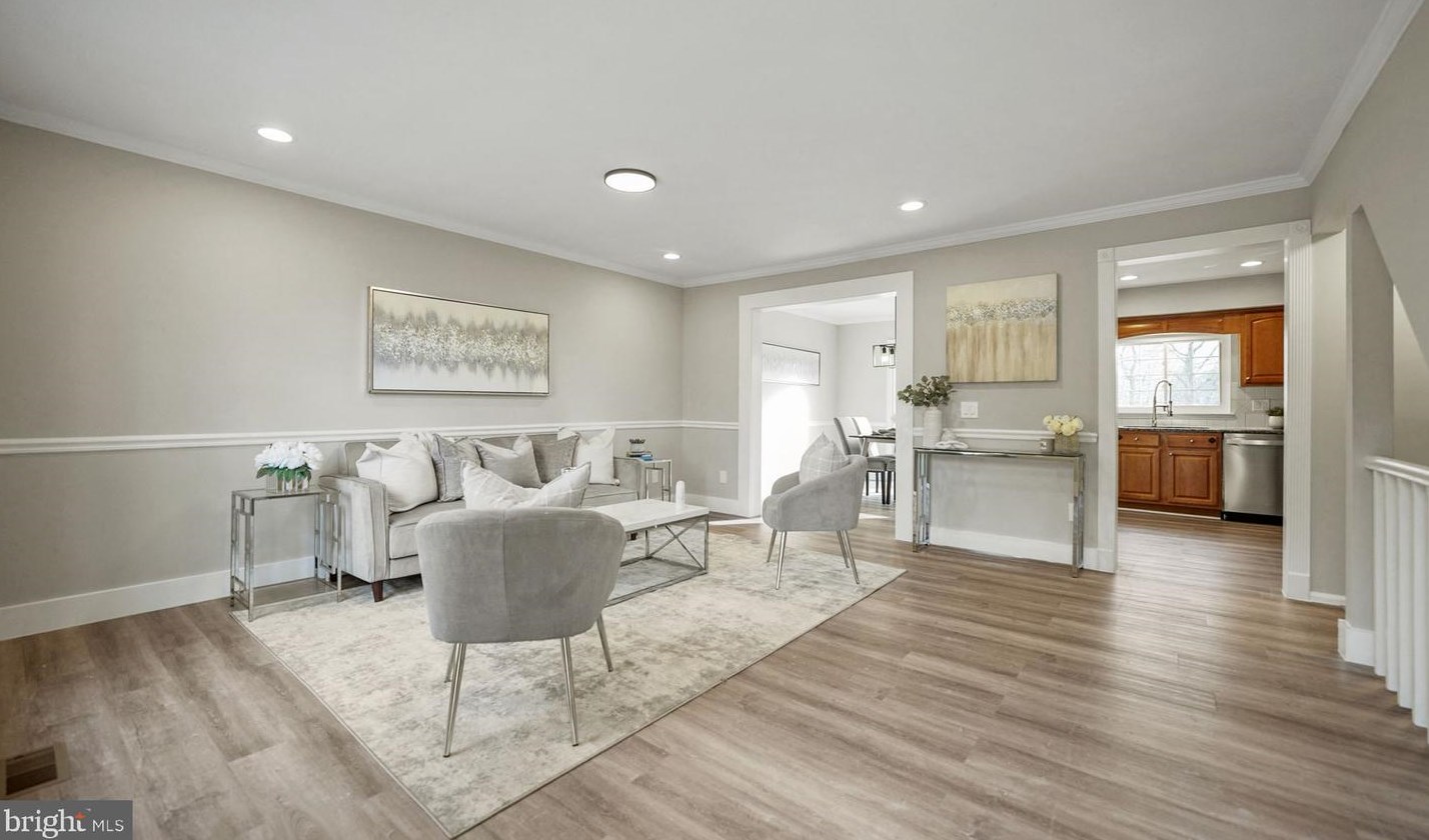 14944 Ampstead Ct, Centreville VA  20120-1849 exterior