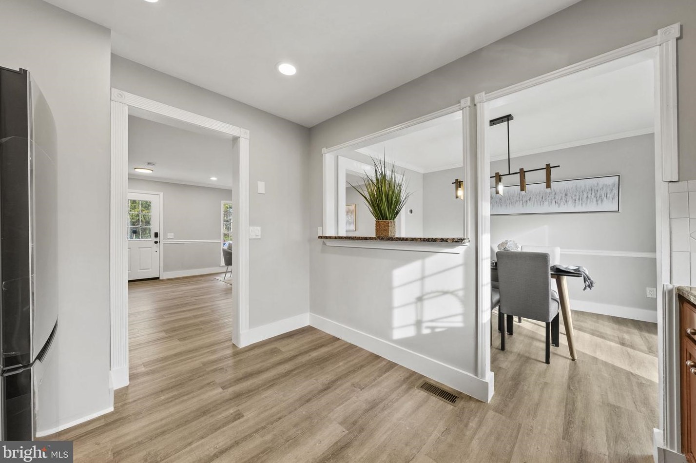 14944 Ampstead Ct, Centreville VA  20120-1849 exterior