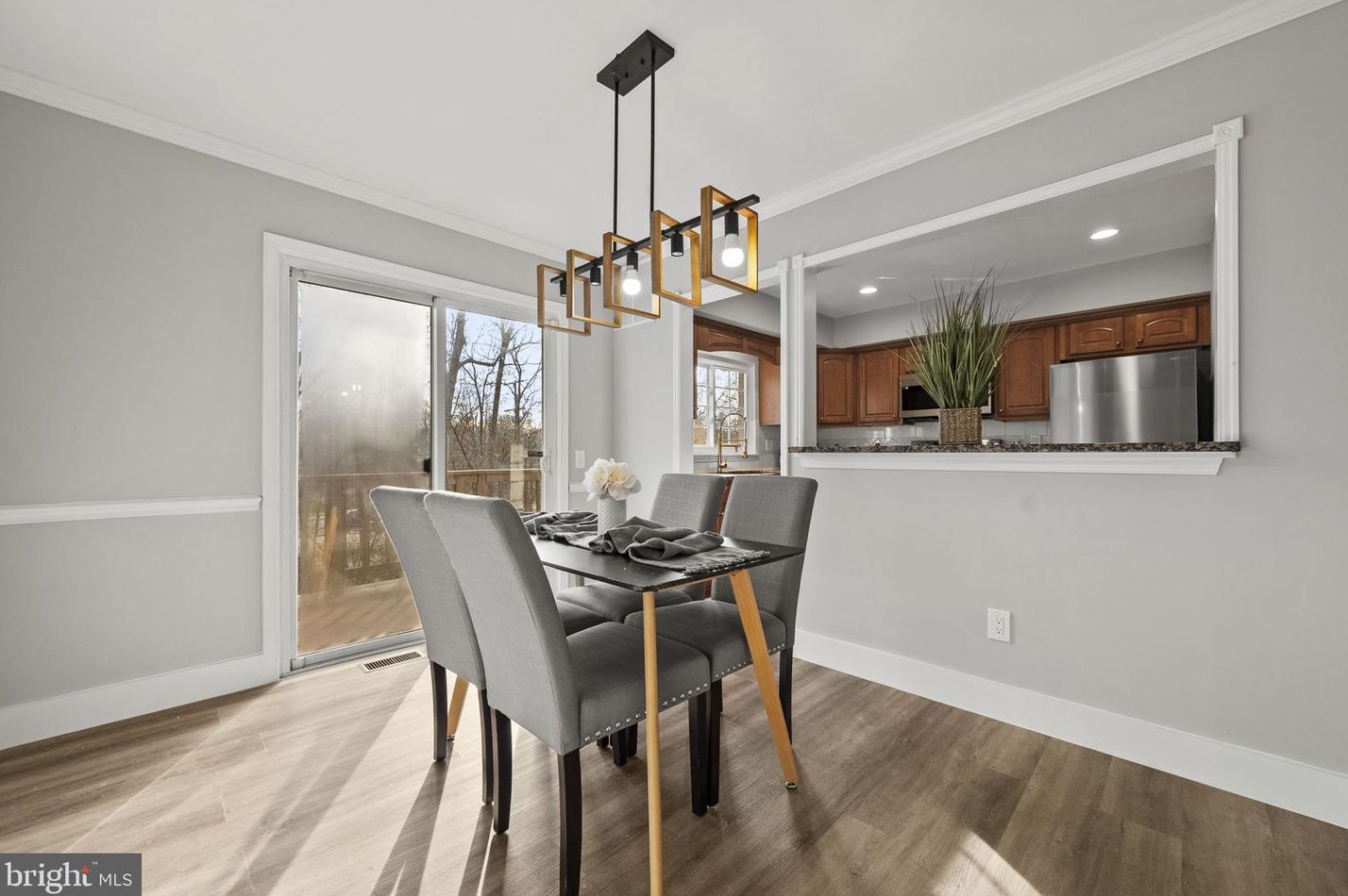 14944 Ampstead Ct, Centreville VA  20120-1849 exterior