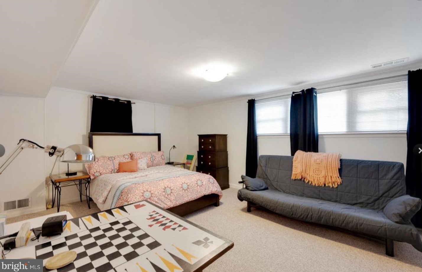 6801 Dillon Ave, Mc Lean VA  22101-4435 exterior