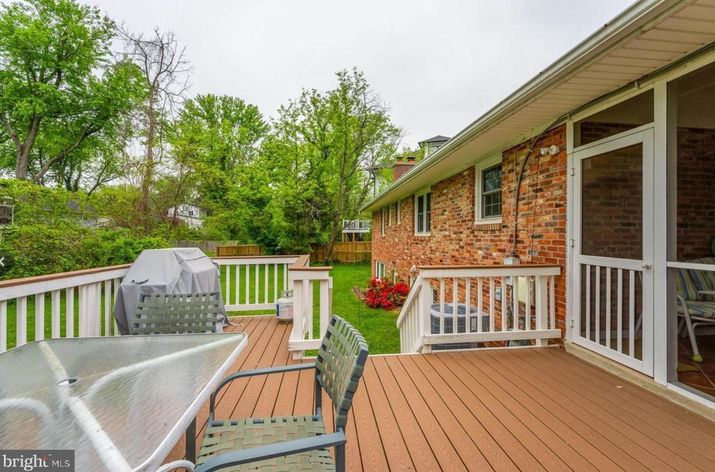 6801 Dillon Ave, Mc Lean VA  22101-4435 exterior