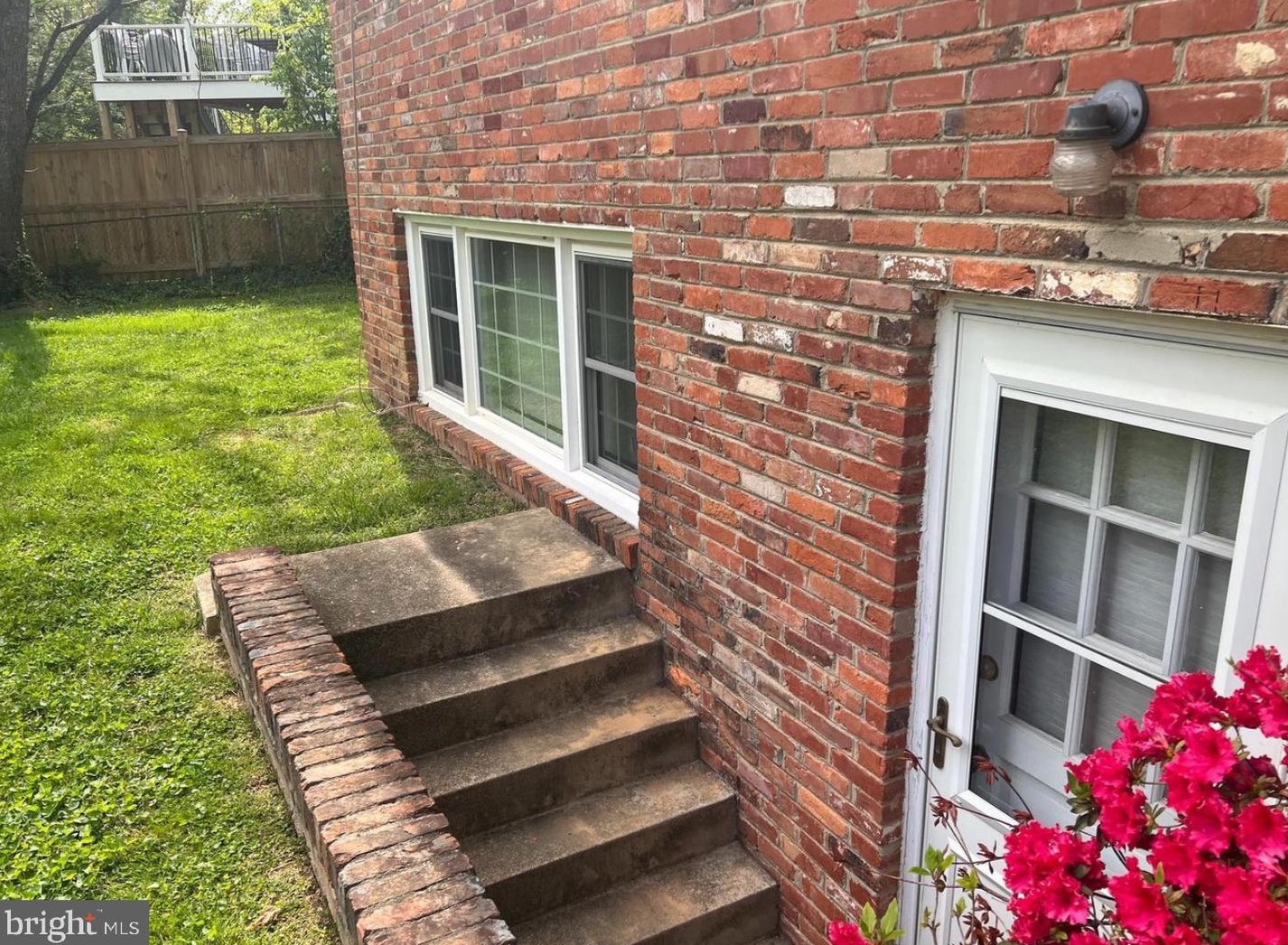 6801 Dillon Ave, Mc Lean VA  22101-4435 exterior