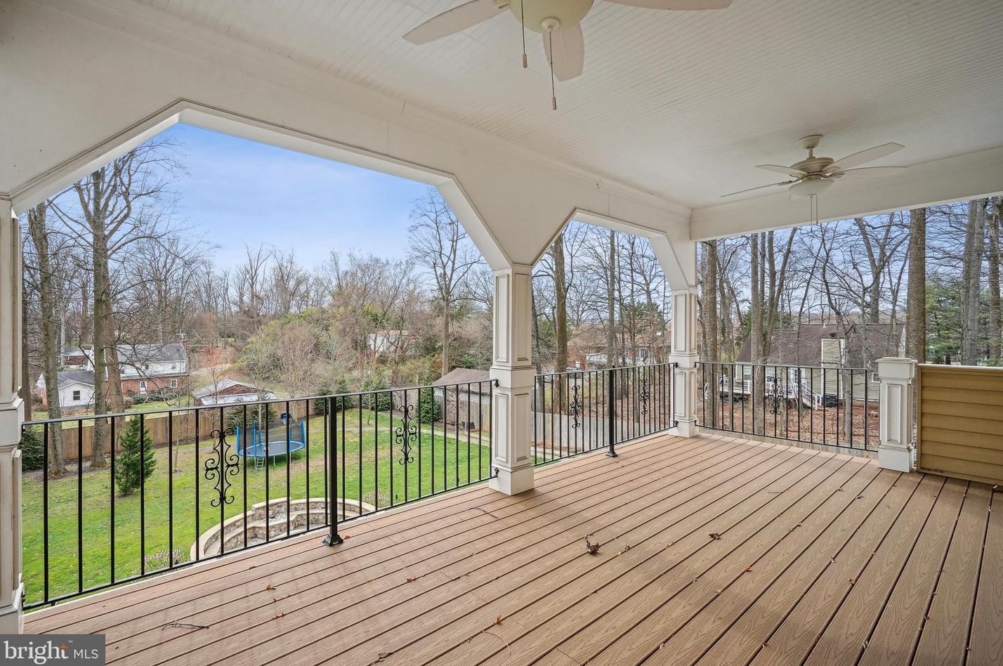 10713 Rosehaven St, Fairfax VA  22030-2826 exterior