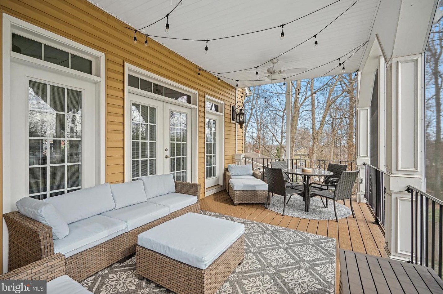 10713 Rosehaven St, Fairfax VA  22030-2826 exterior