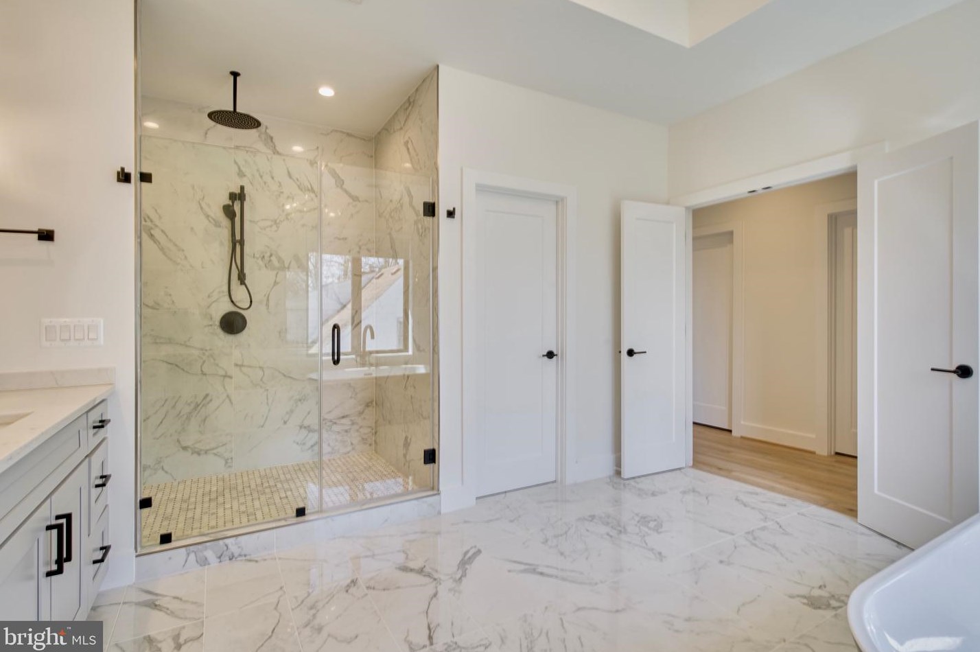 2242 Highland Ave, Falls Church VA  22046-2208 exterior