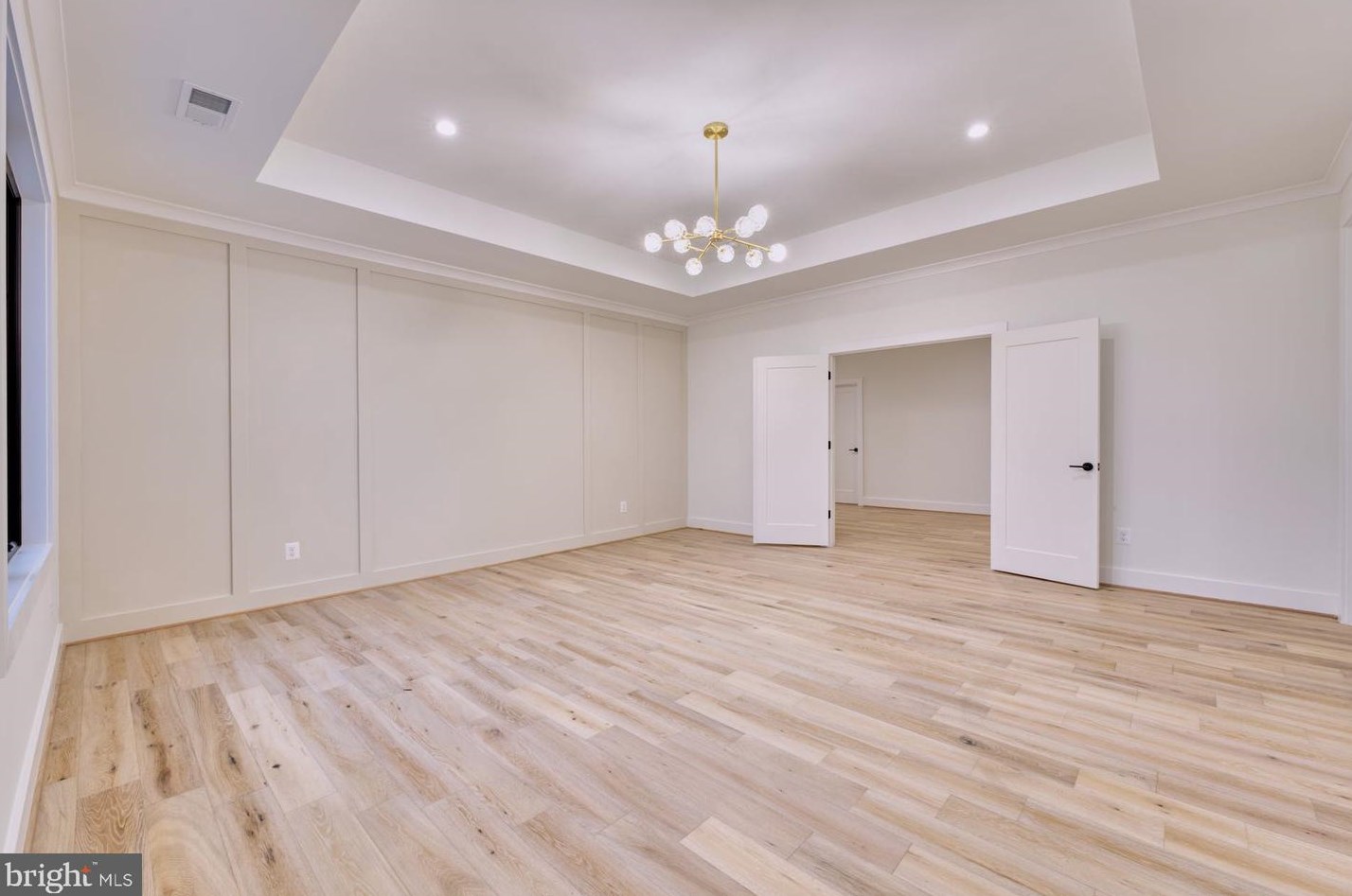 2242 Highland Ave, Falls Church VA  22046-2208 exterior