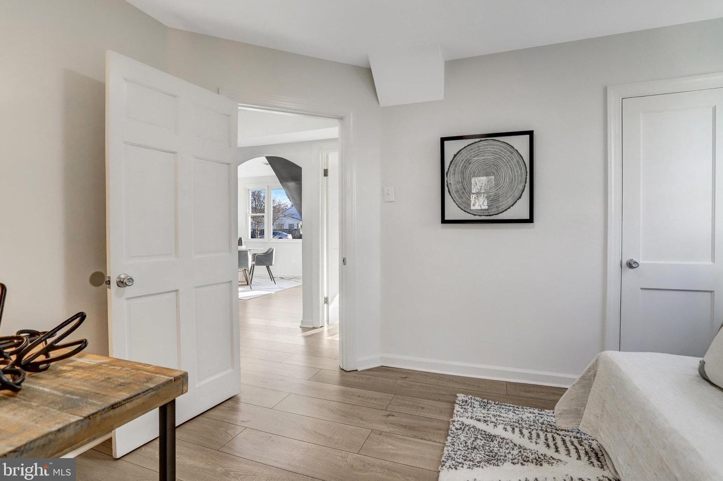 3201 Blundell Cir, Falls Church VA  22042-3819 exterior