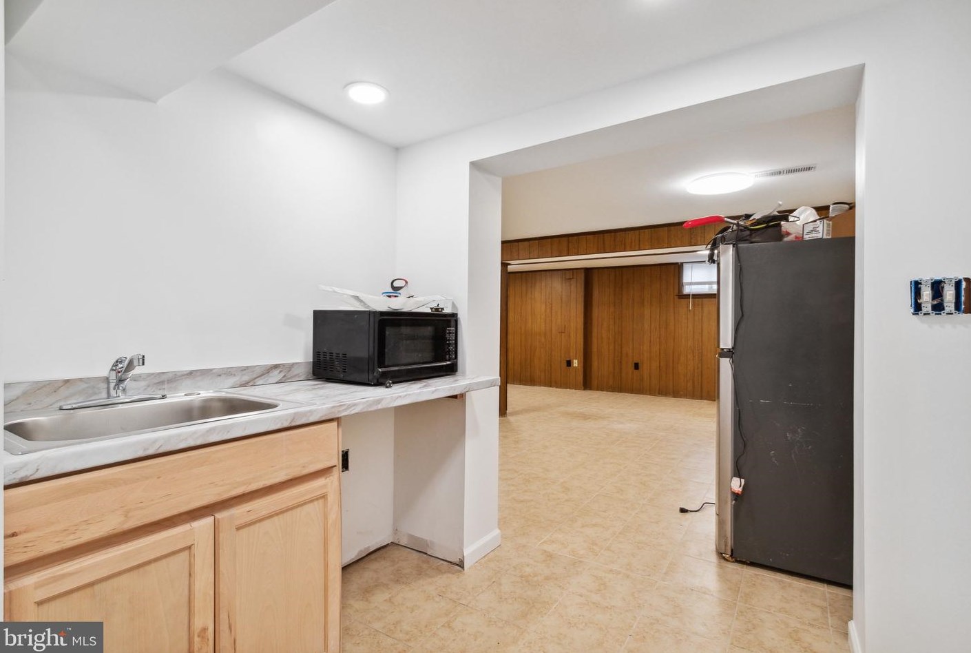 6516 Columbia Pike, Falls Church VA  22041-1126 exterior