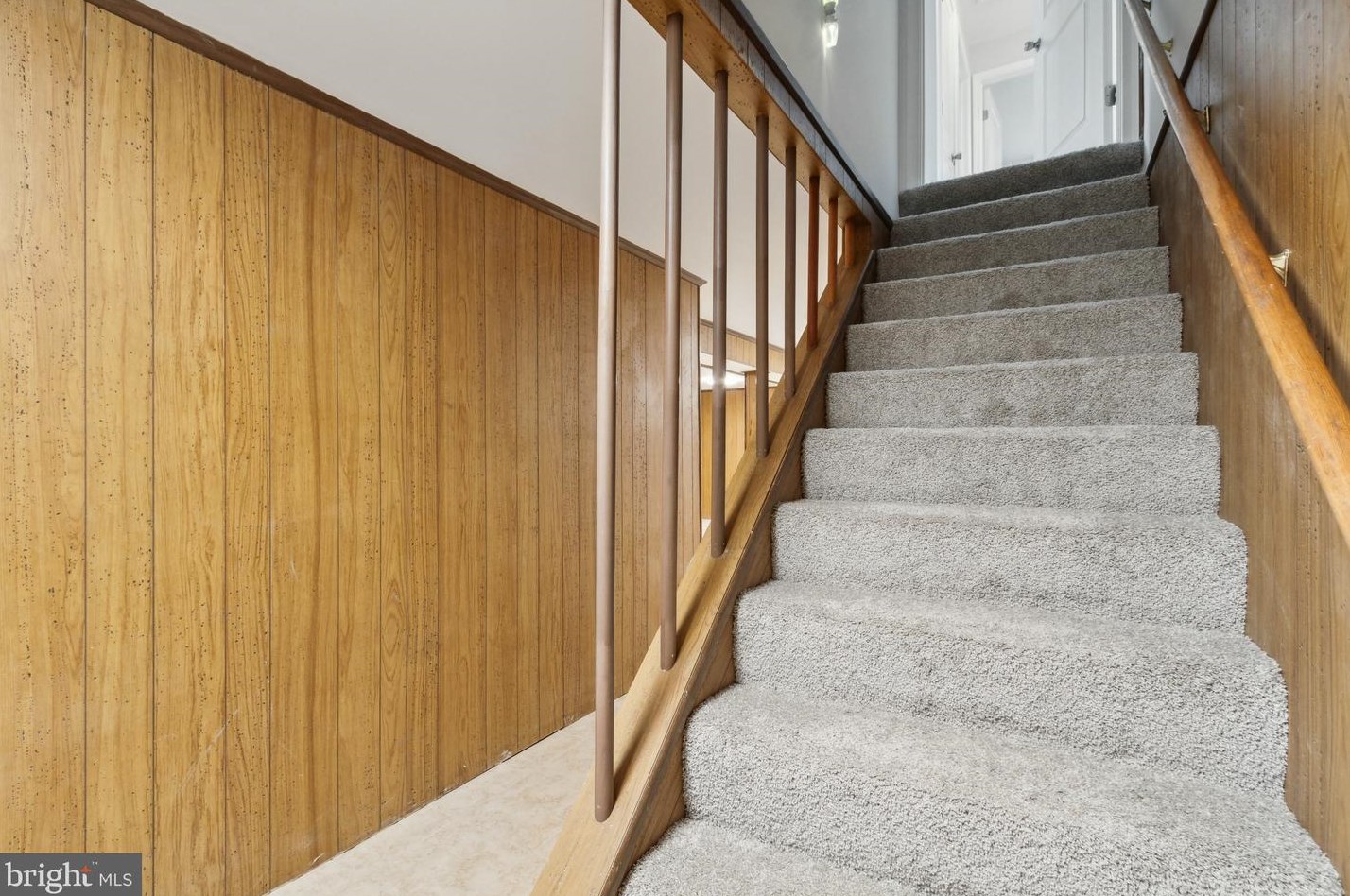 6516 Columbia Pike, Falls Church VA  22041-1126 exterior