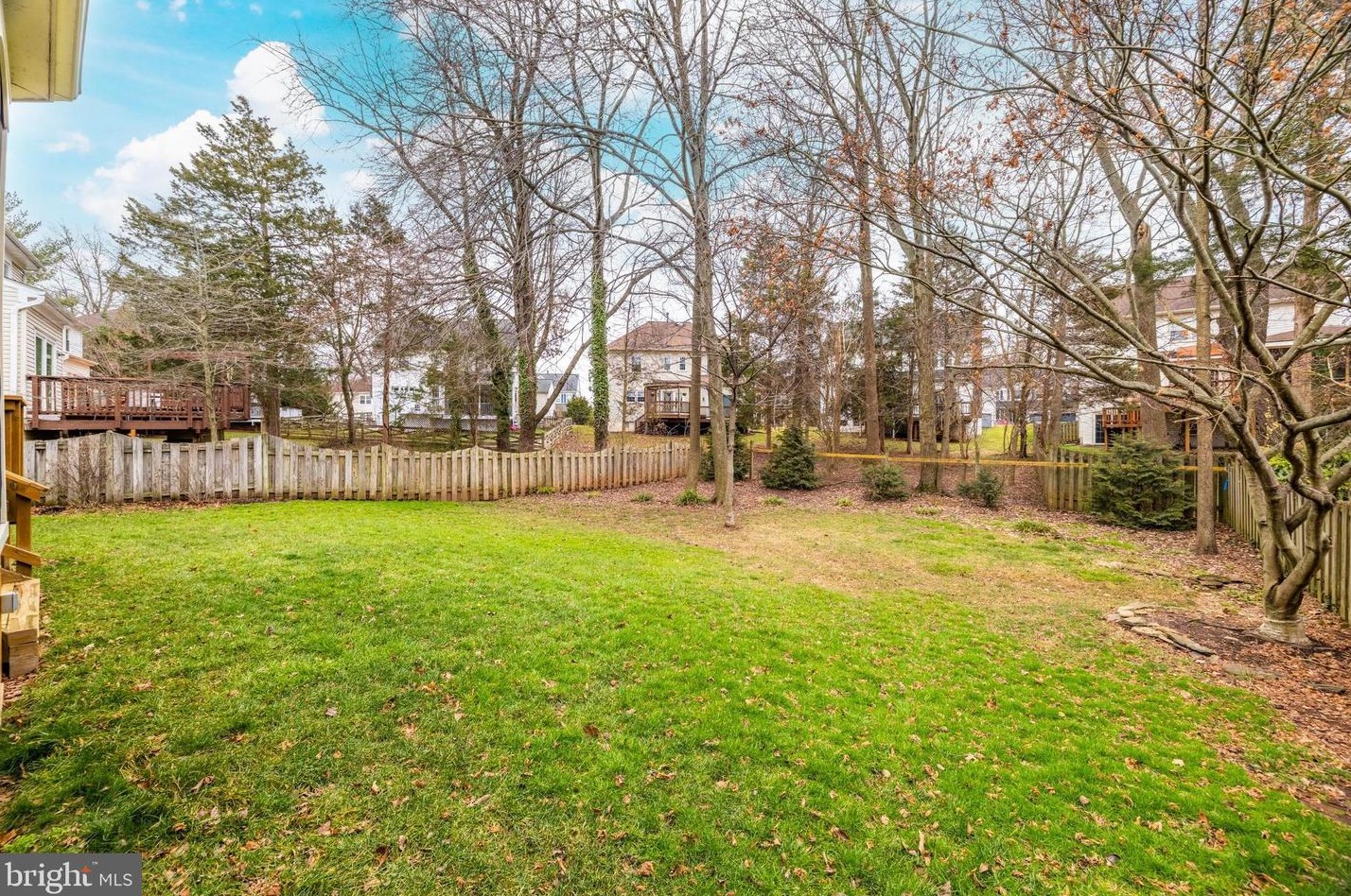 3534 Armfield Farm Dr, Fairfax VA 20151-3365 exterior