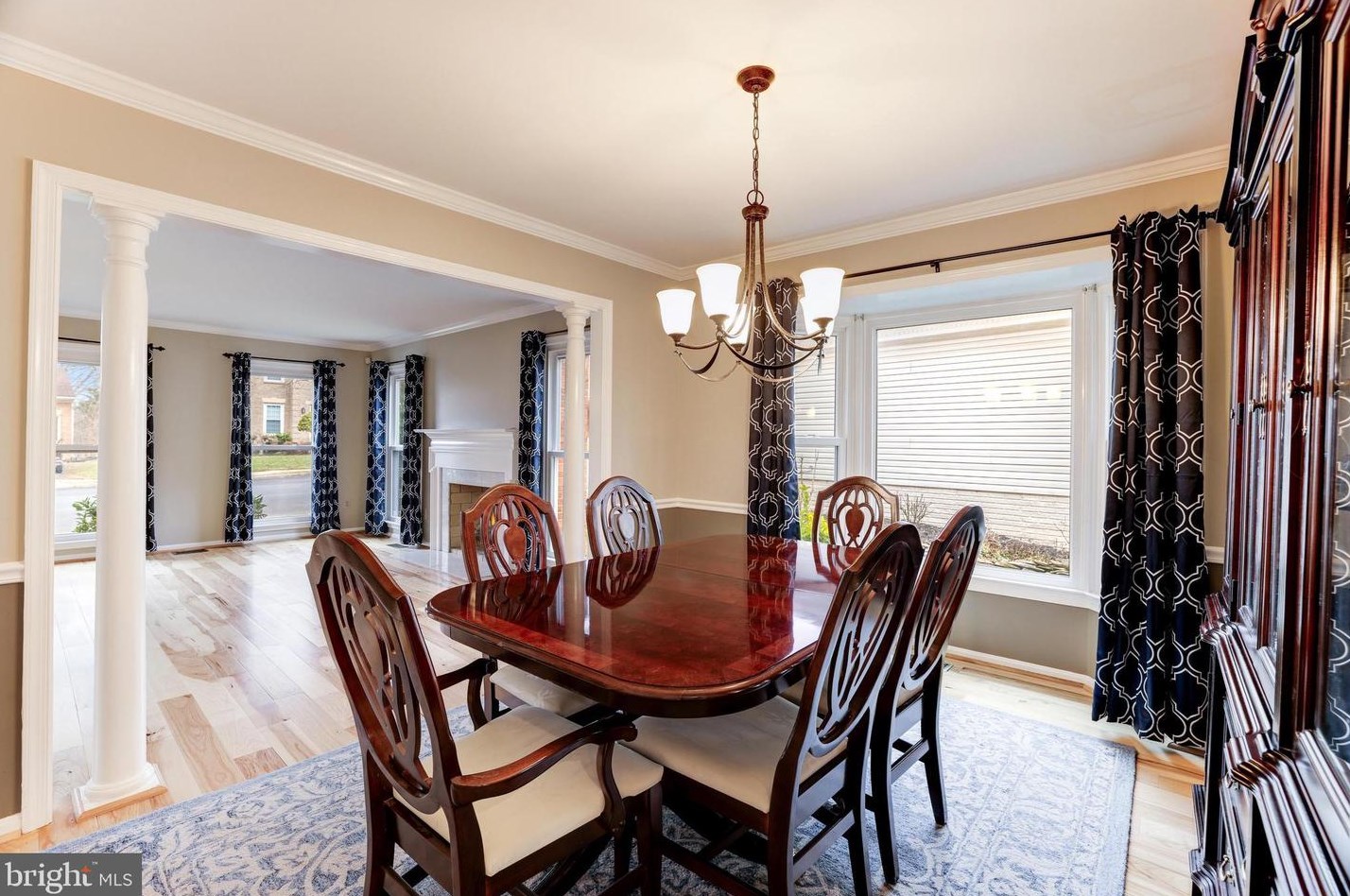 3534 Armfield Farm Dr, Fairfax VA 20151-3365 exterior