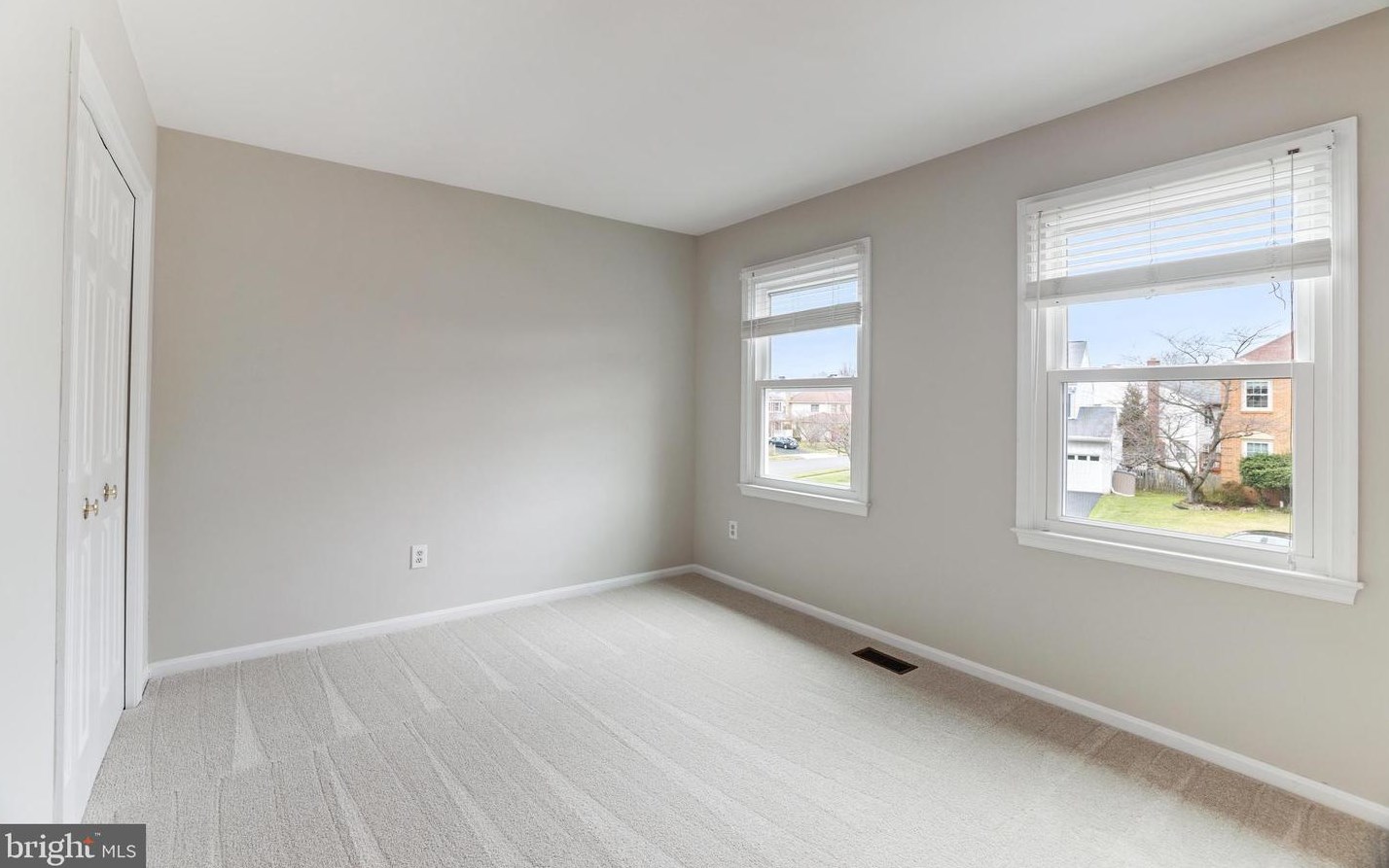 3534 Armfield Farm Dr, Fairfax VA 20151-3365 exterior