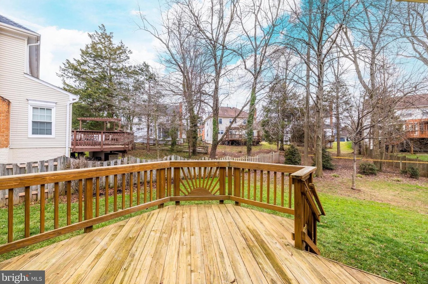 3534 Armfield Farm Dr, Fairfax VA 20151-3365 exterior