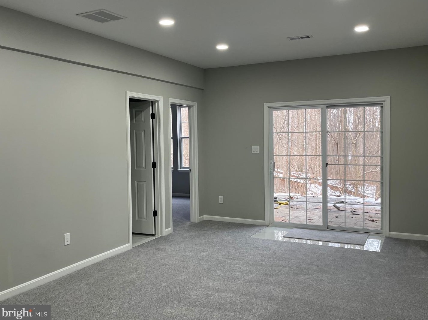 9688 Farmside Pl, Vienna VA  22182-3006 exterior