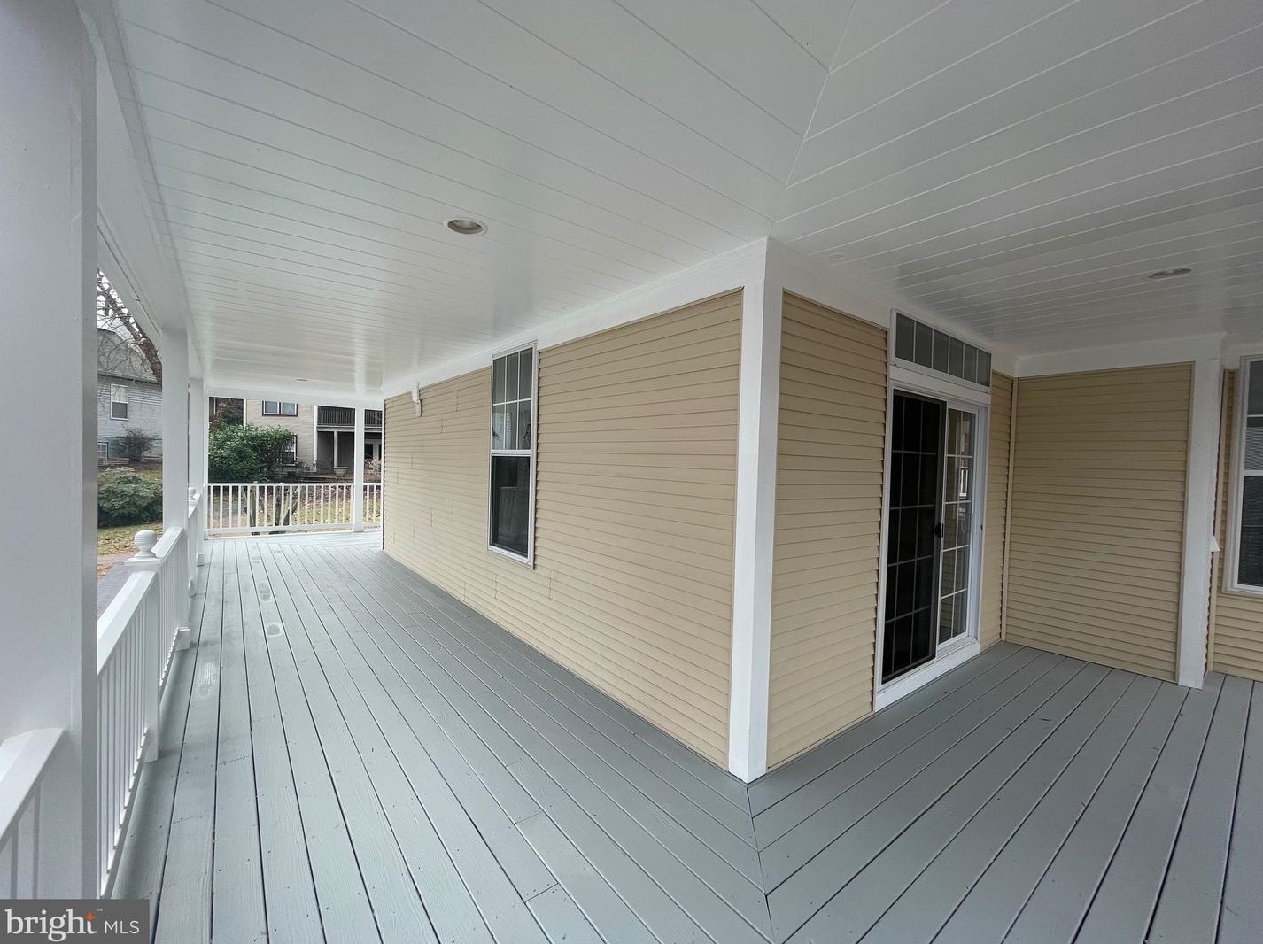 9688 Farmside Pl, Vienna VA  22182-3006 exterior