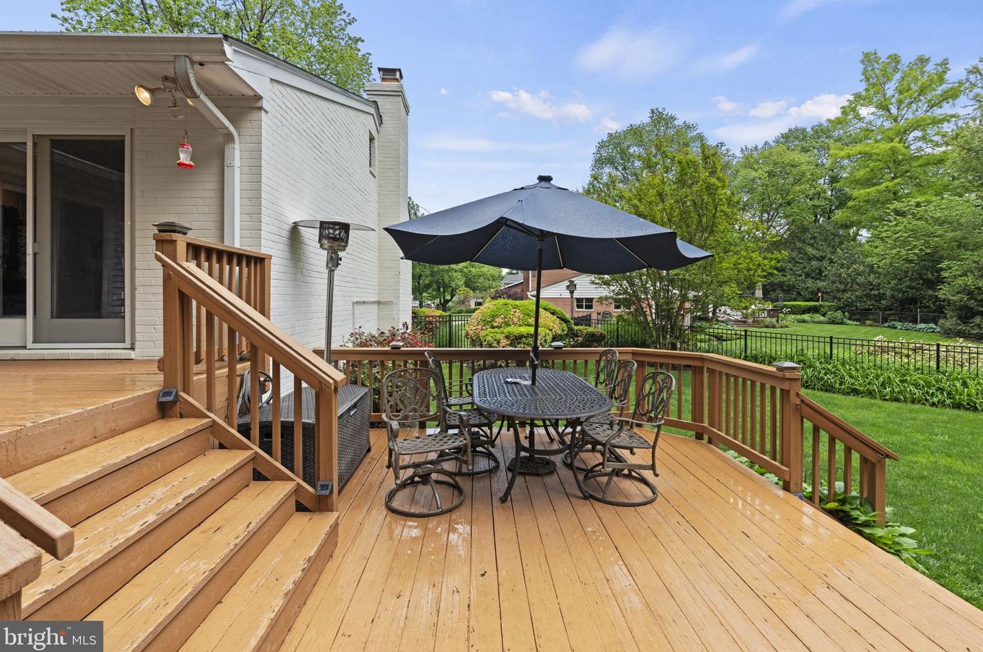 708 Skyline Ct, Vienna VA  exterior