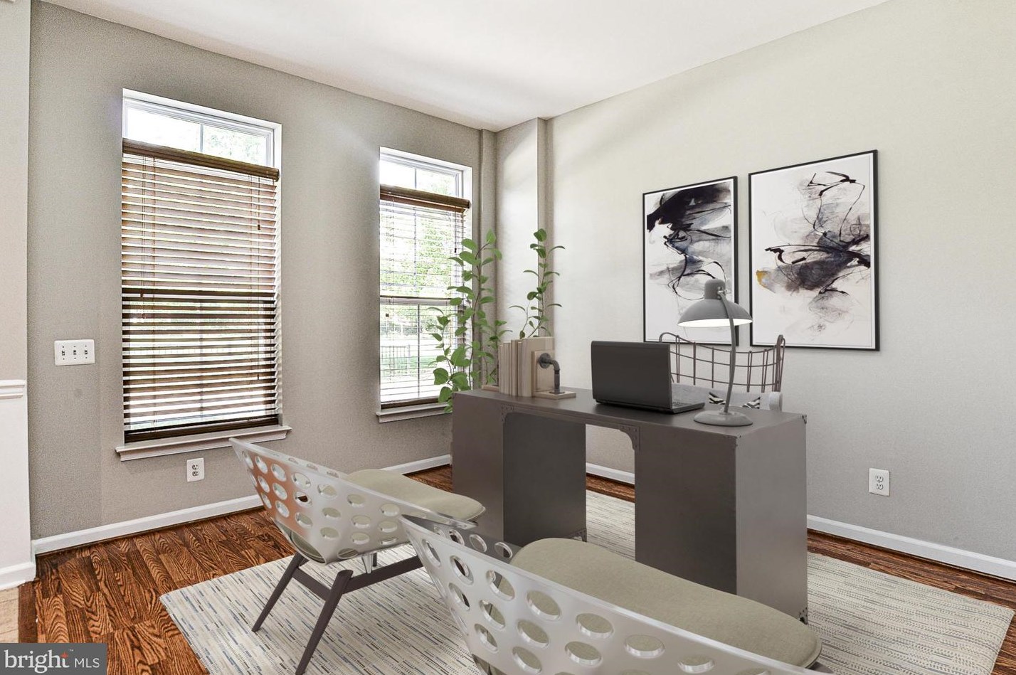 9497 Canonbury Sq, Fairfax VA  22031-6085 exterior