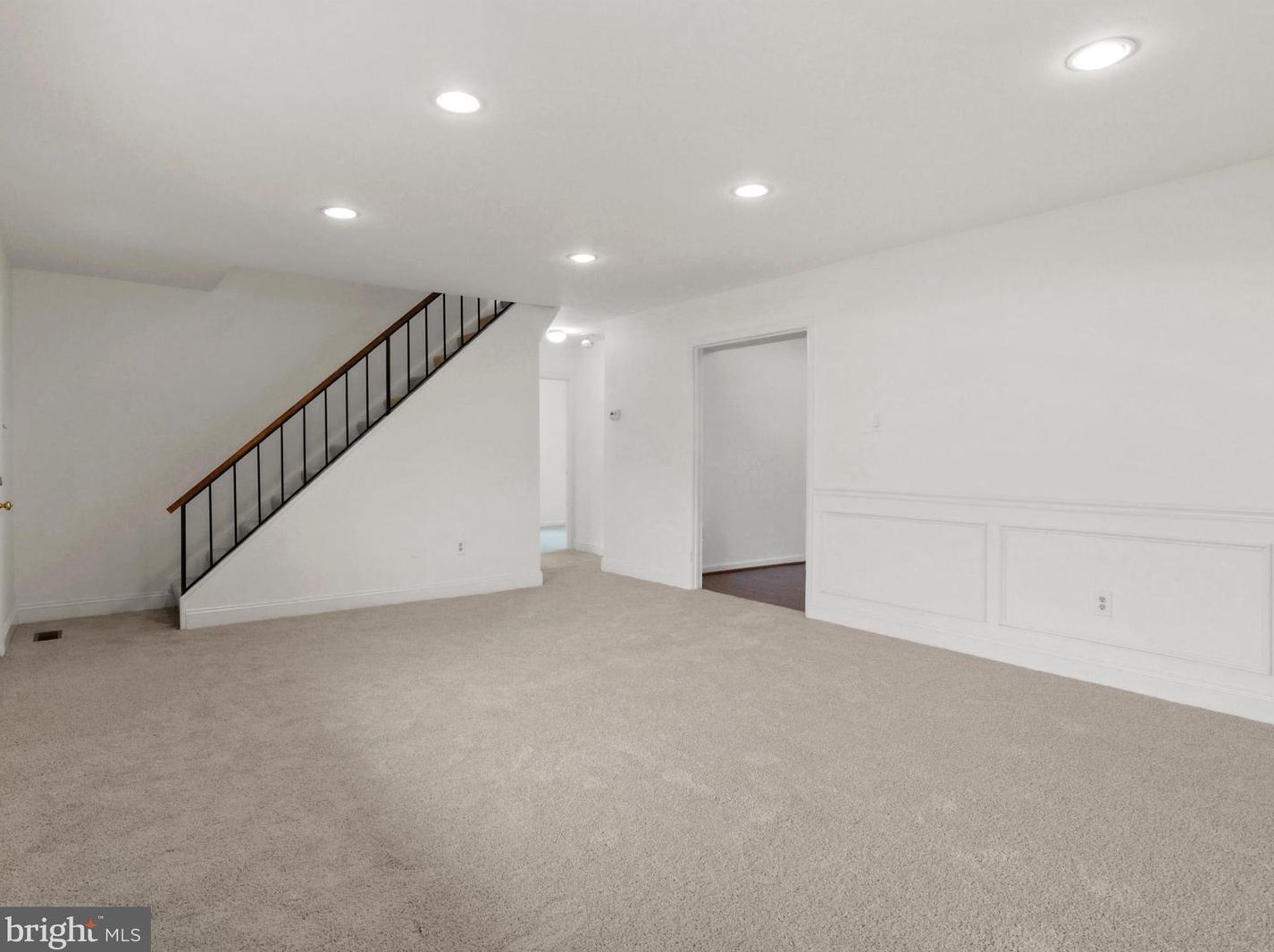 13222 Parson Ln, Fairfax VA  22033-3402 exterior