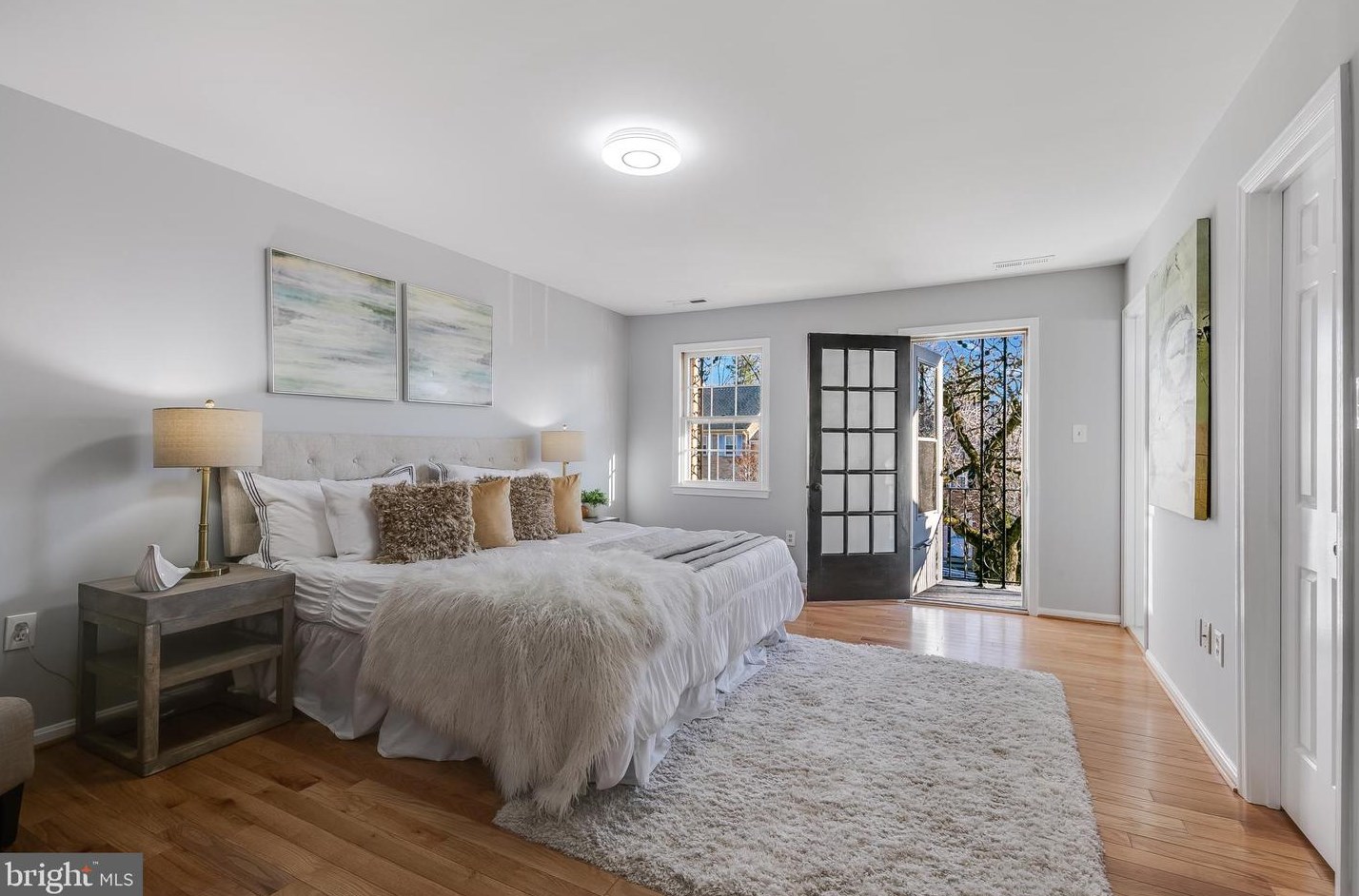 3004 Seven Oaks Pl, Falls Church VA  22042-3152 exterior