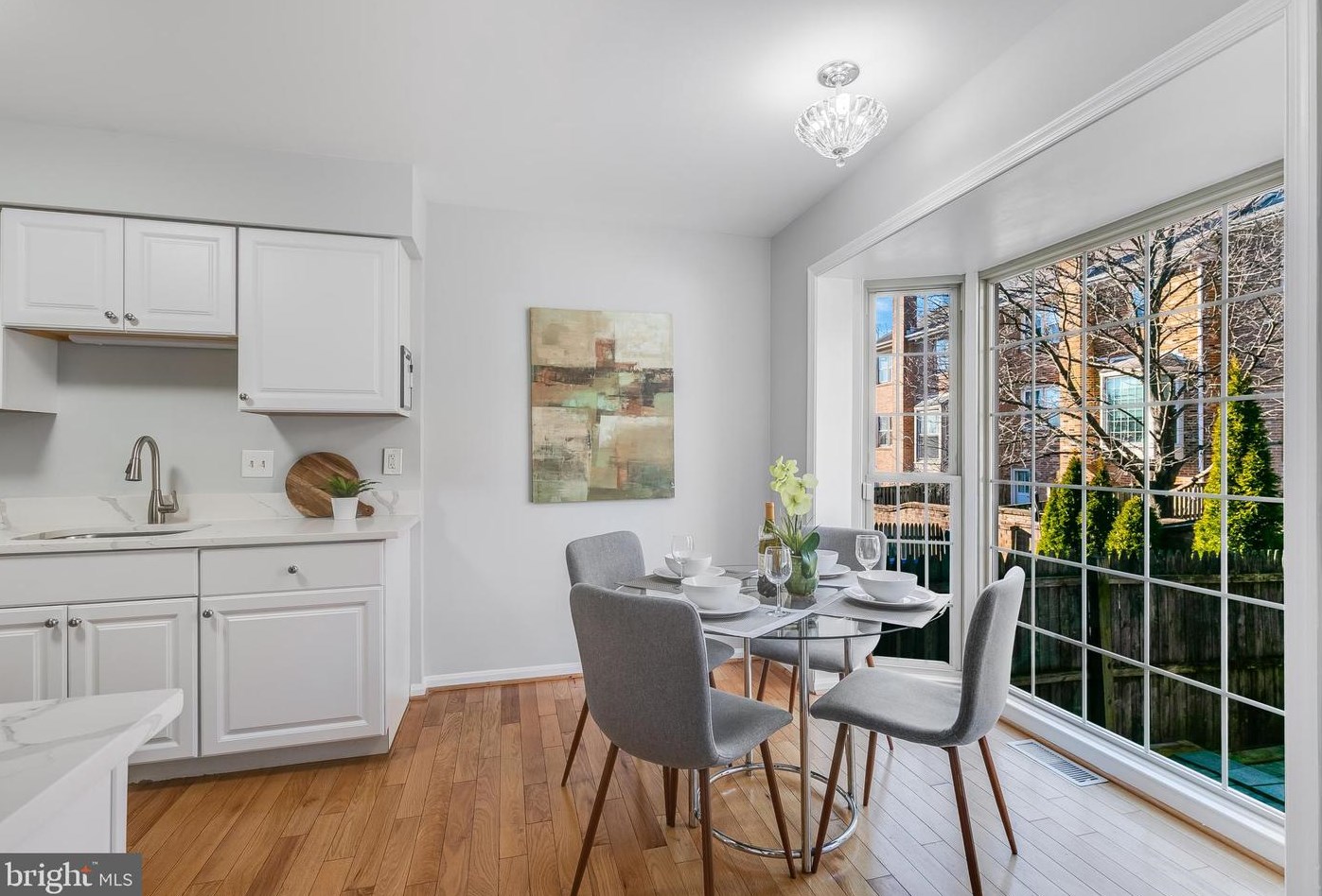 3004 Seven Oaks Pl, Falls Church VA  22042-3152 exterior