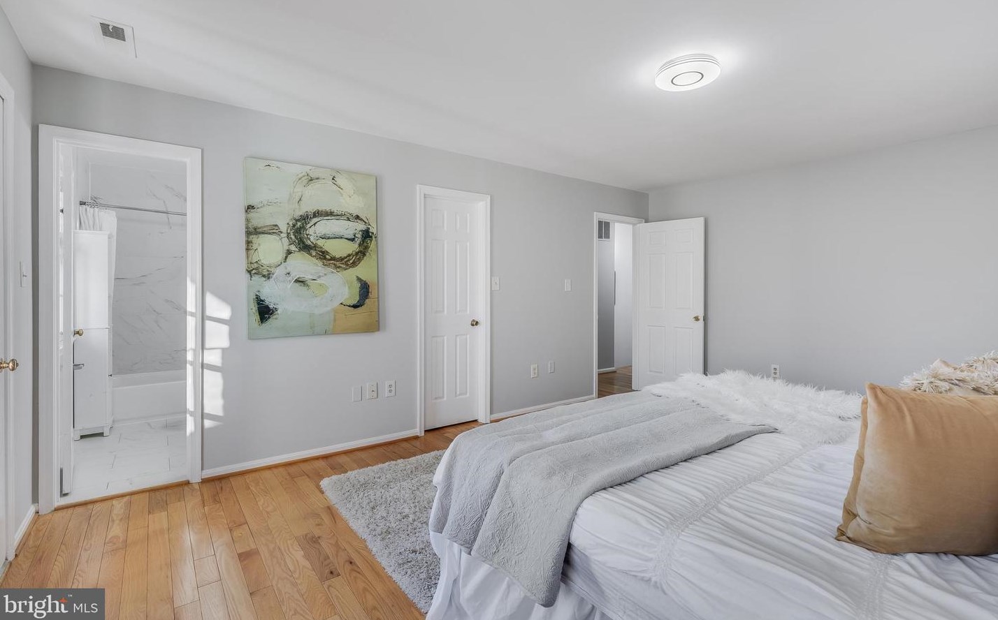 3004 Seven Oaks Pl, Falls Church VA  22042-3152 exterior