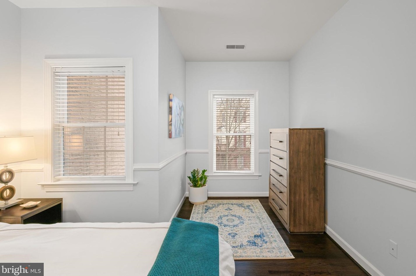 4078 Walnut Cove Cir, Fairfax VA  22033-6233 exterior