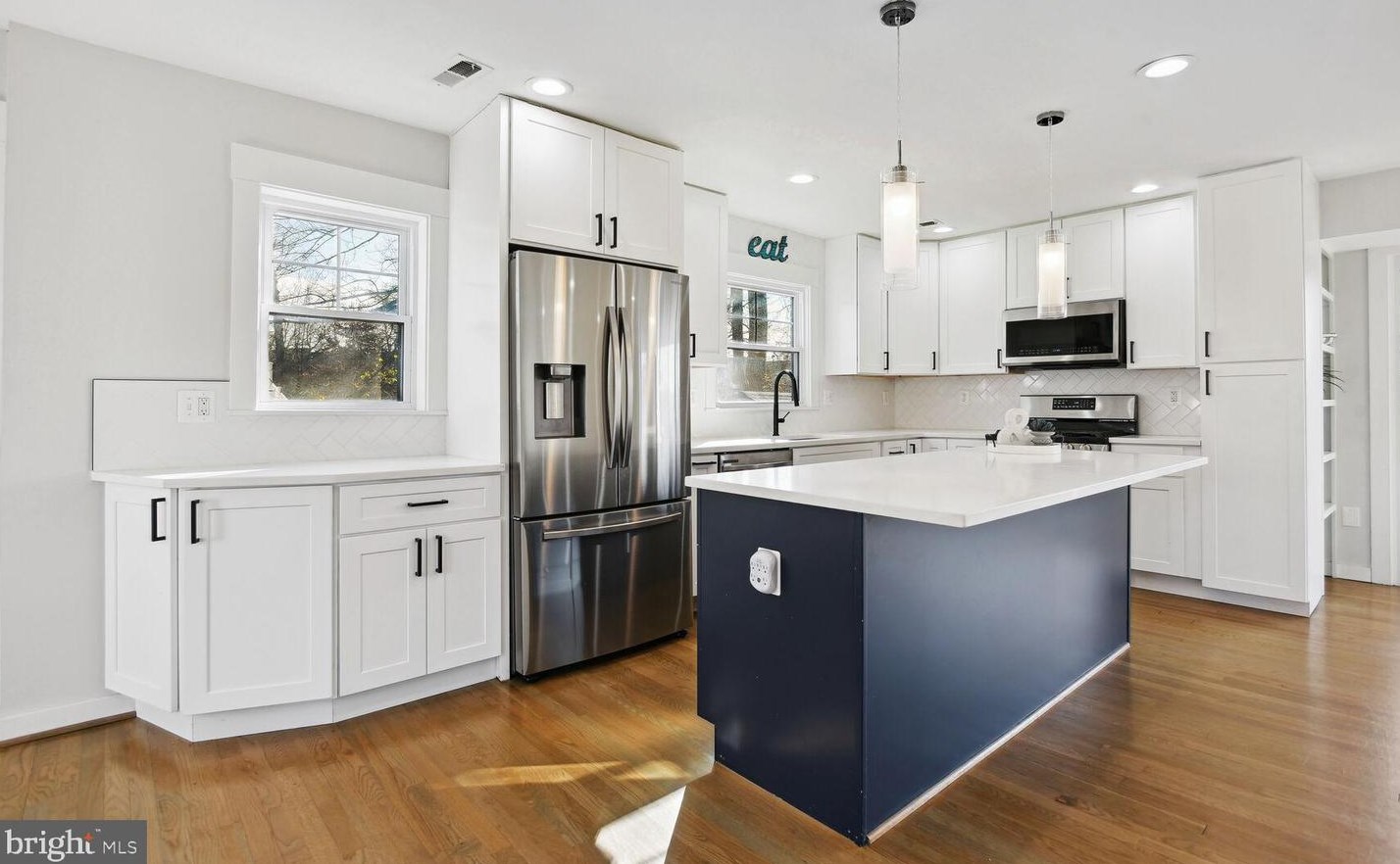 9229 Brian Dr, Vienna VA  22180-6116 exterior