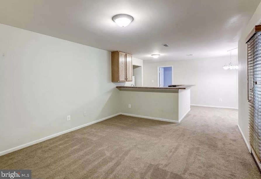 5864 Linden Creek Ct, Centreville VA  20120-5428 exterior