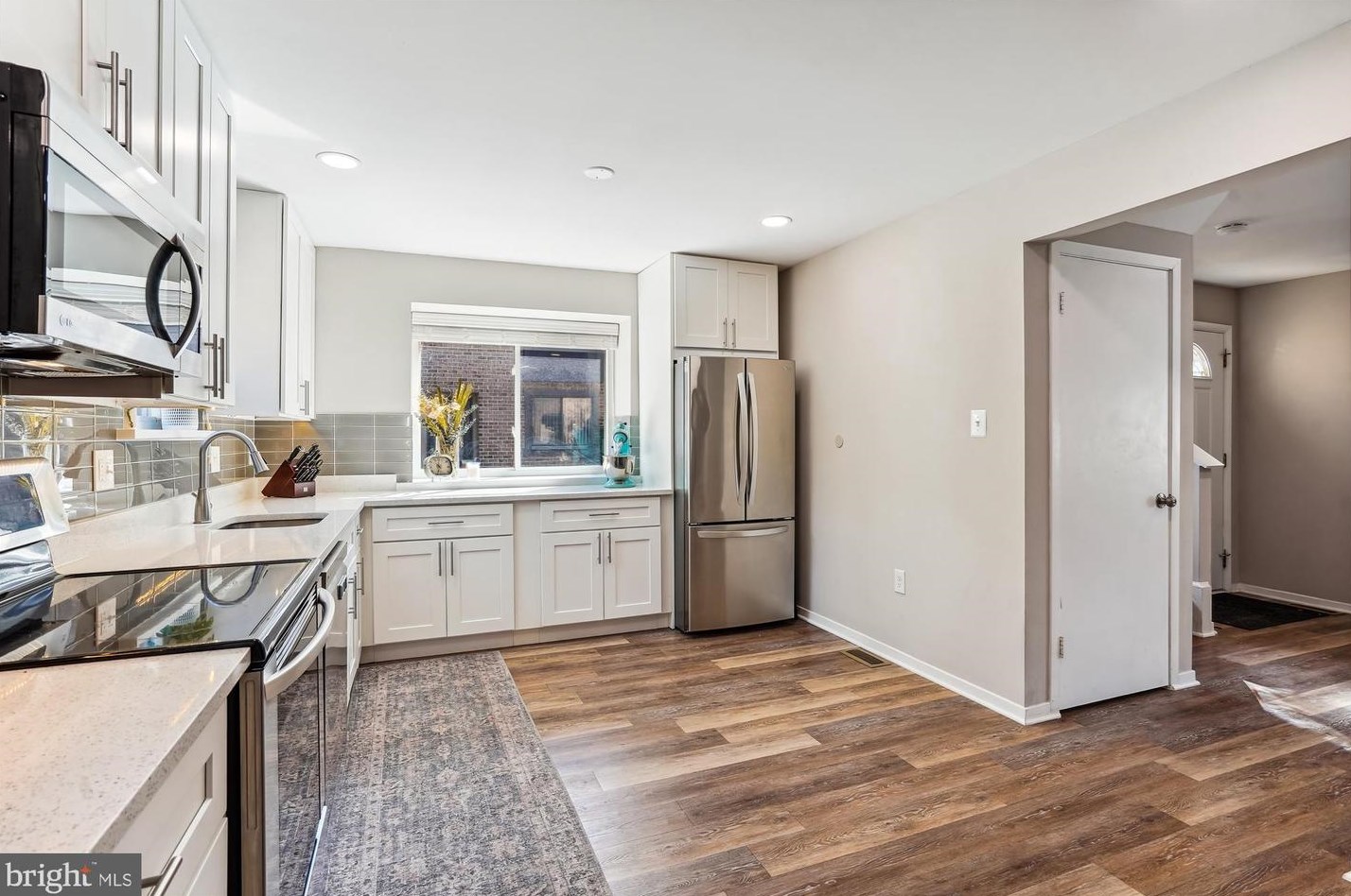 2842 Jermantown Rd, Vienna VA 22124-2513 exterior