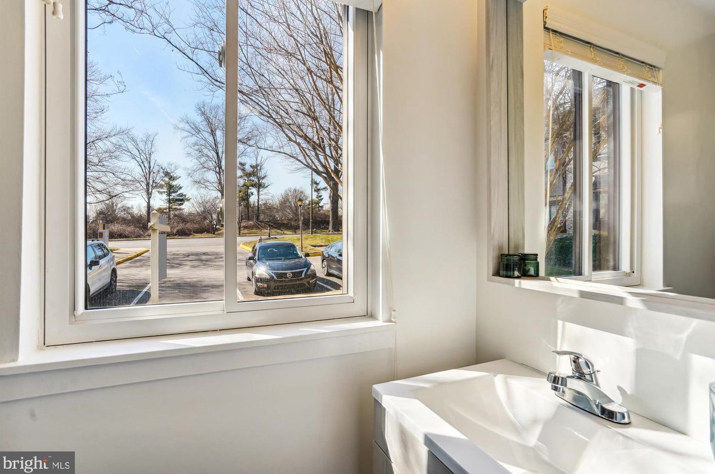 2842 Jermantown Rd, Vienna VA 22124-2513 exterior