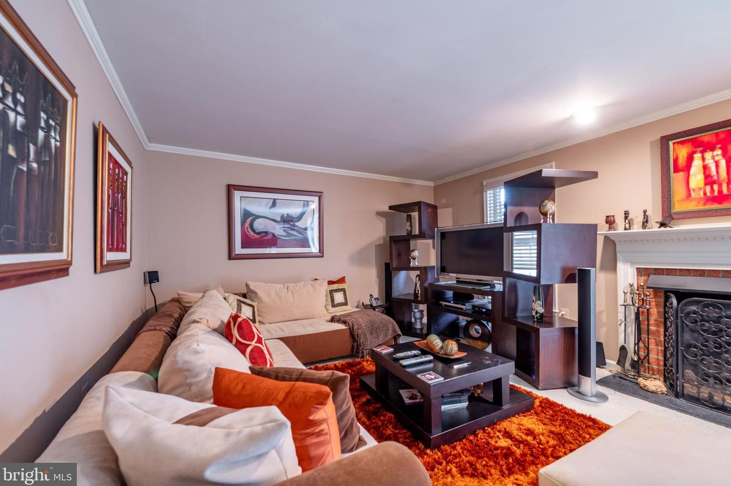 4107 Meadow Field Ct, Fairfax VA  22033-2829 exterior