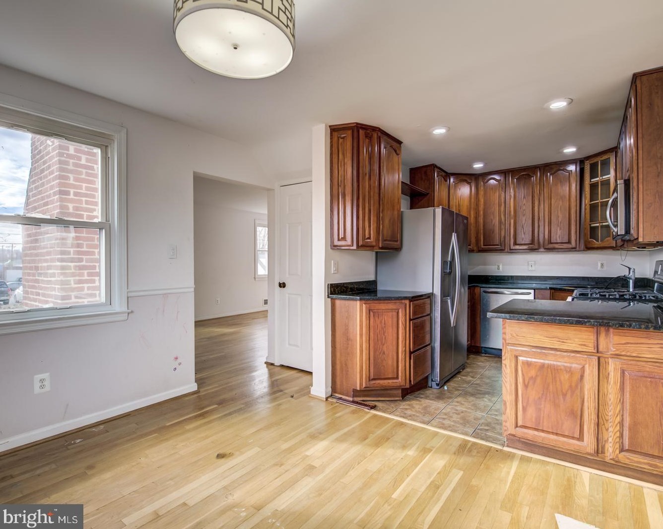 6656 Jefferson Ave, Falls Church VA  22042-2102 exterior