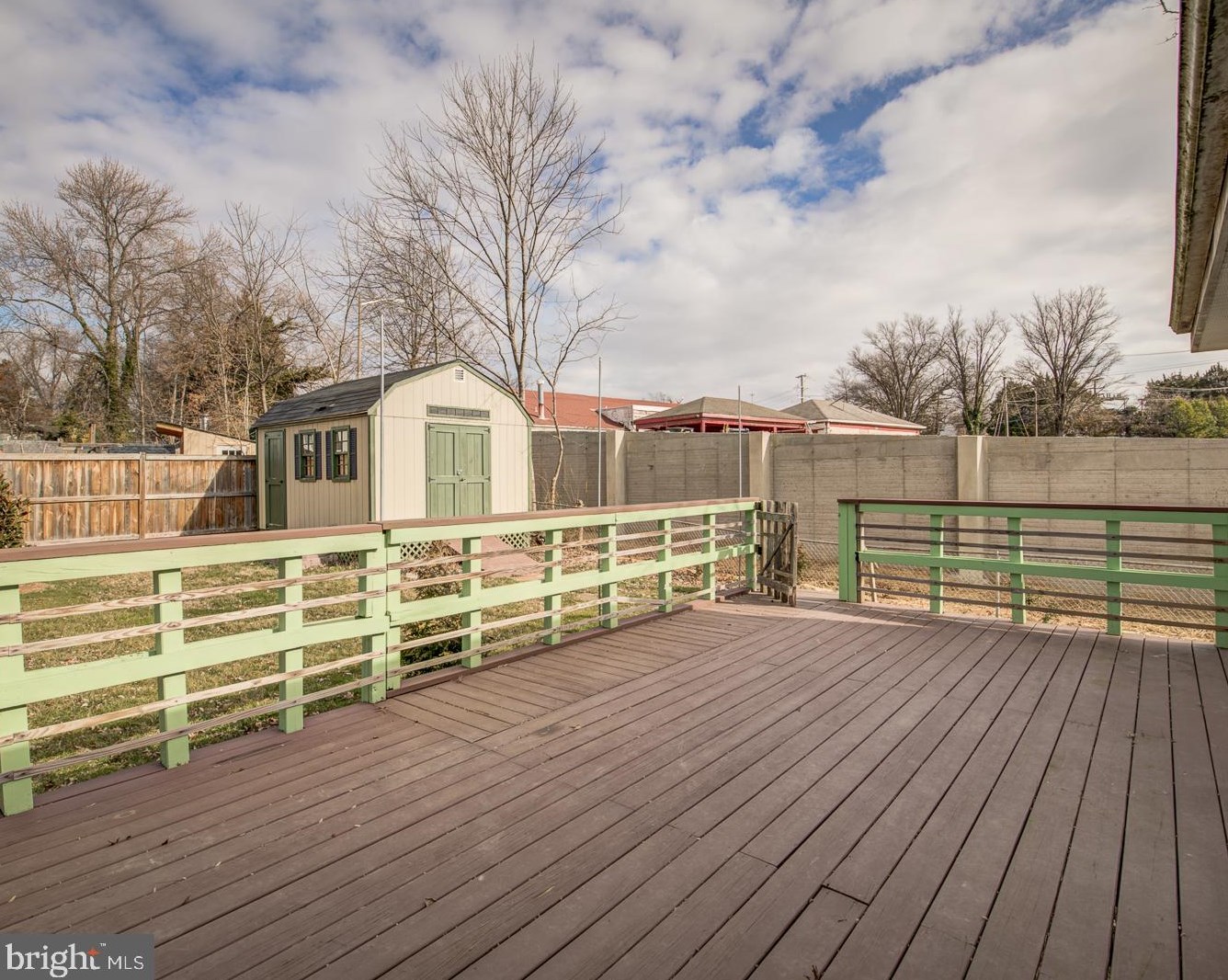 6656 Jefferson Ave, Falls Church VA  22042-2102 exterior