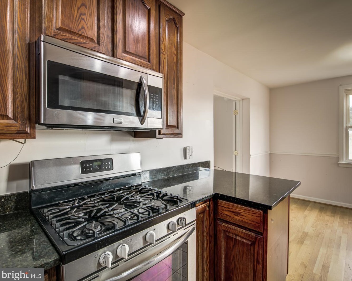 6656 Jefferson Ave, Falls Church VA  22042-2102 exterior