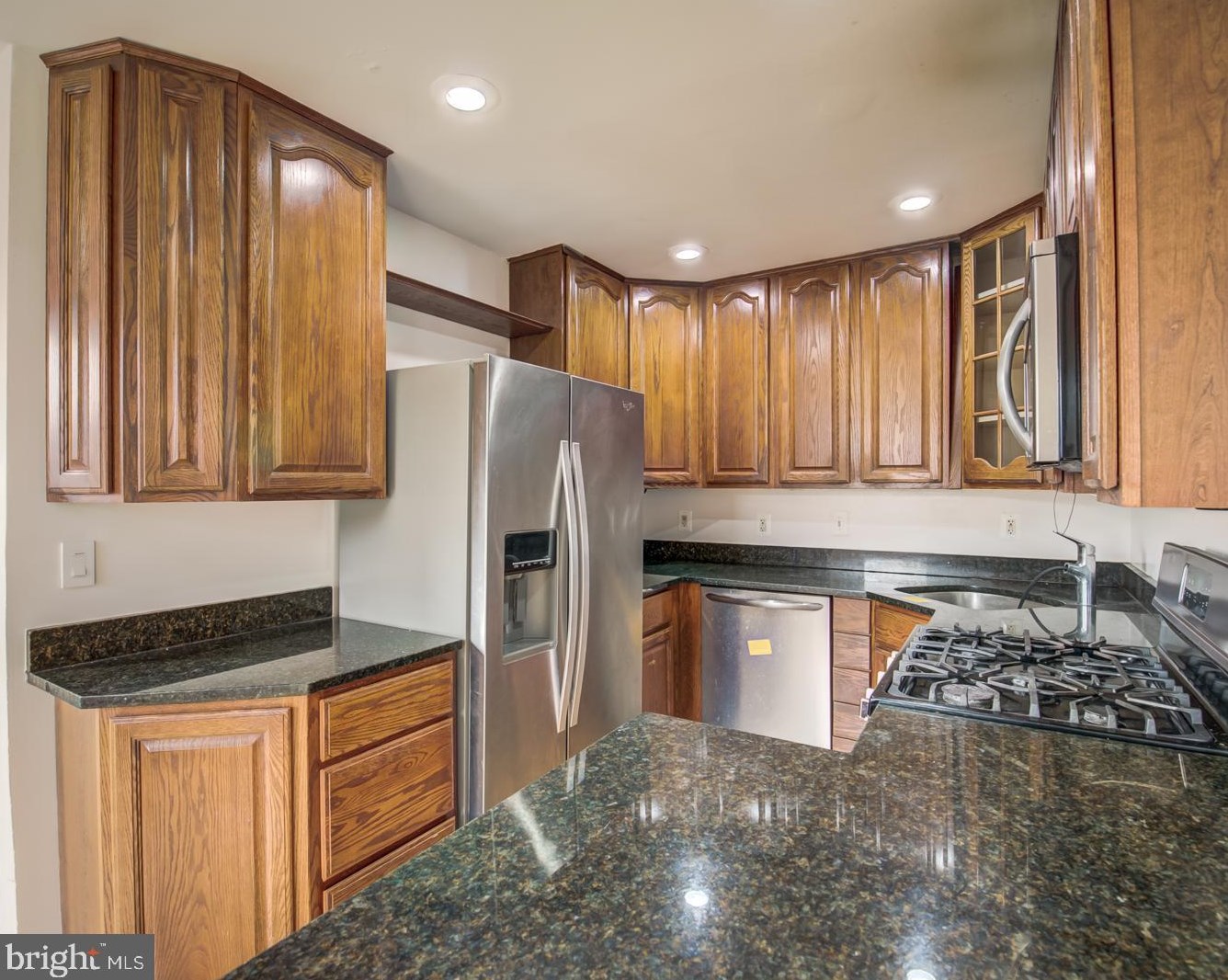 6656 Jefferson Ave, Falls Church VA  22042-2102 exterior