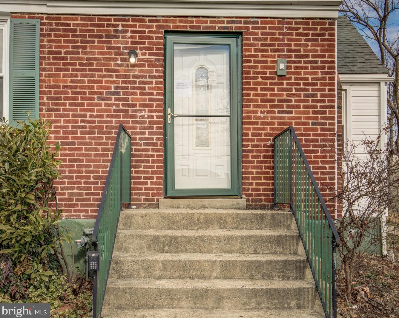 6656 Jefferson Ave, Falls Church VA  22042-2102 exterior