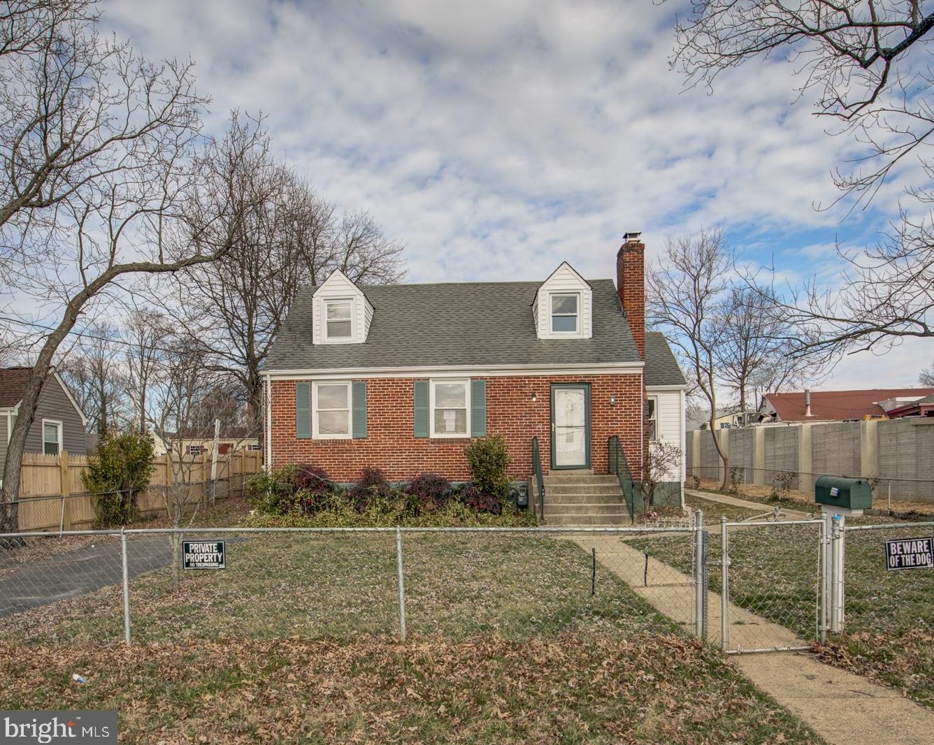 6656 Jefferson Ave, Falls Church VA  22042-2102 exterior