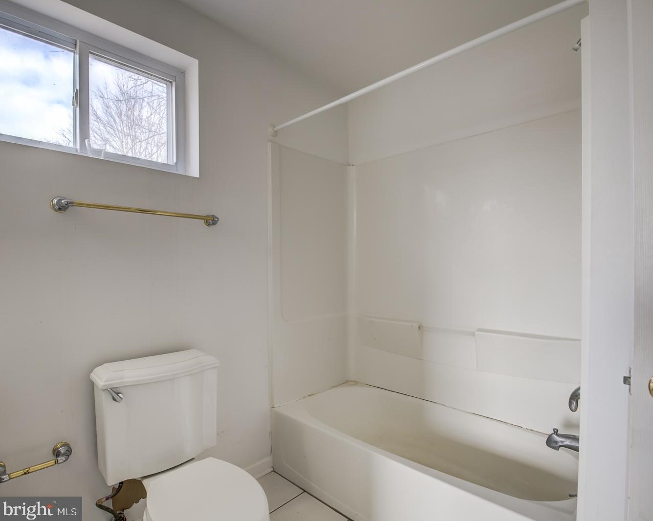 6656 Jefferson Ave, Falls Church VA  22042-2102 exterior