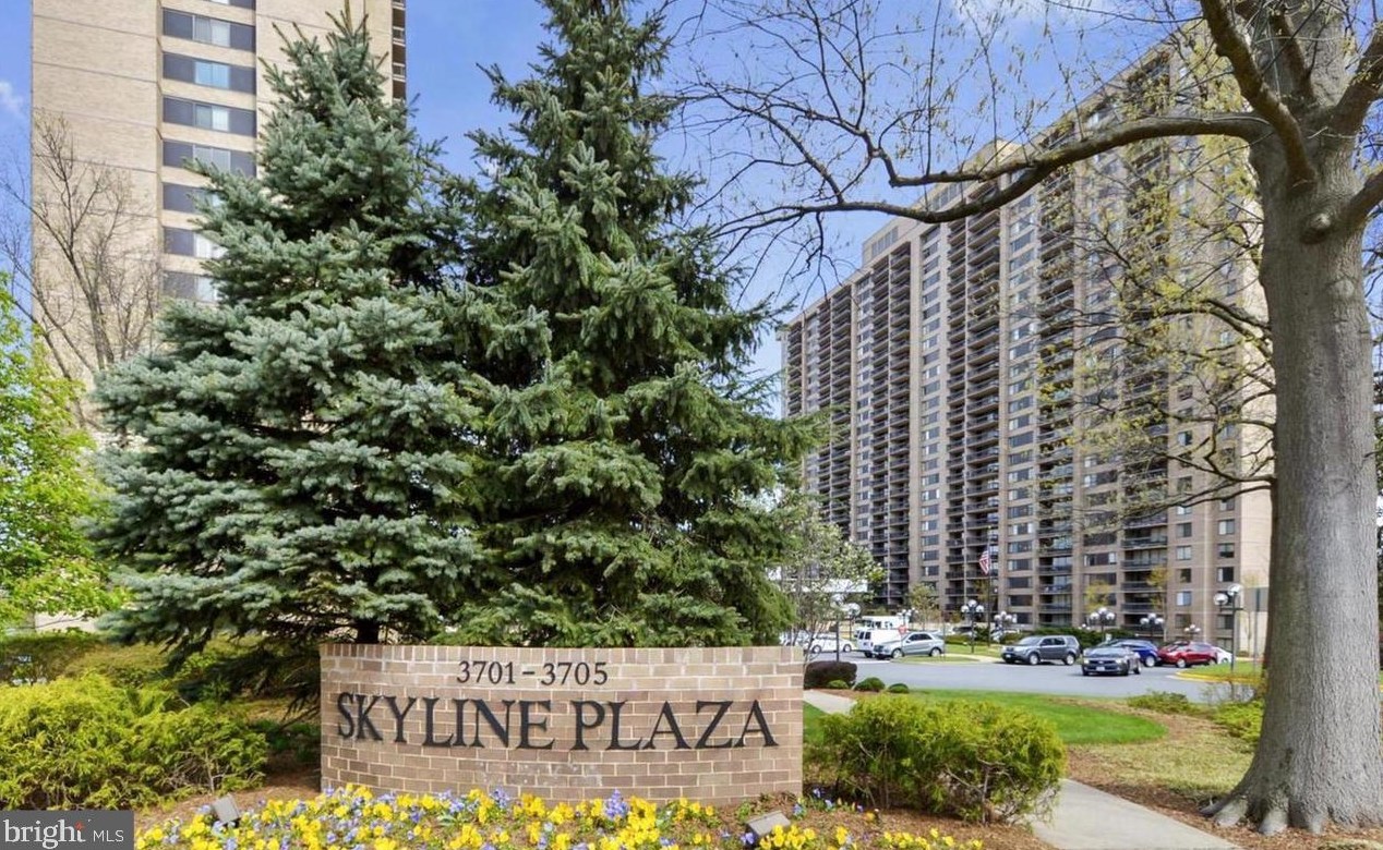 3705 George Mason Dr, Falls Church VA  22041-3759 exterior