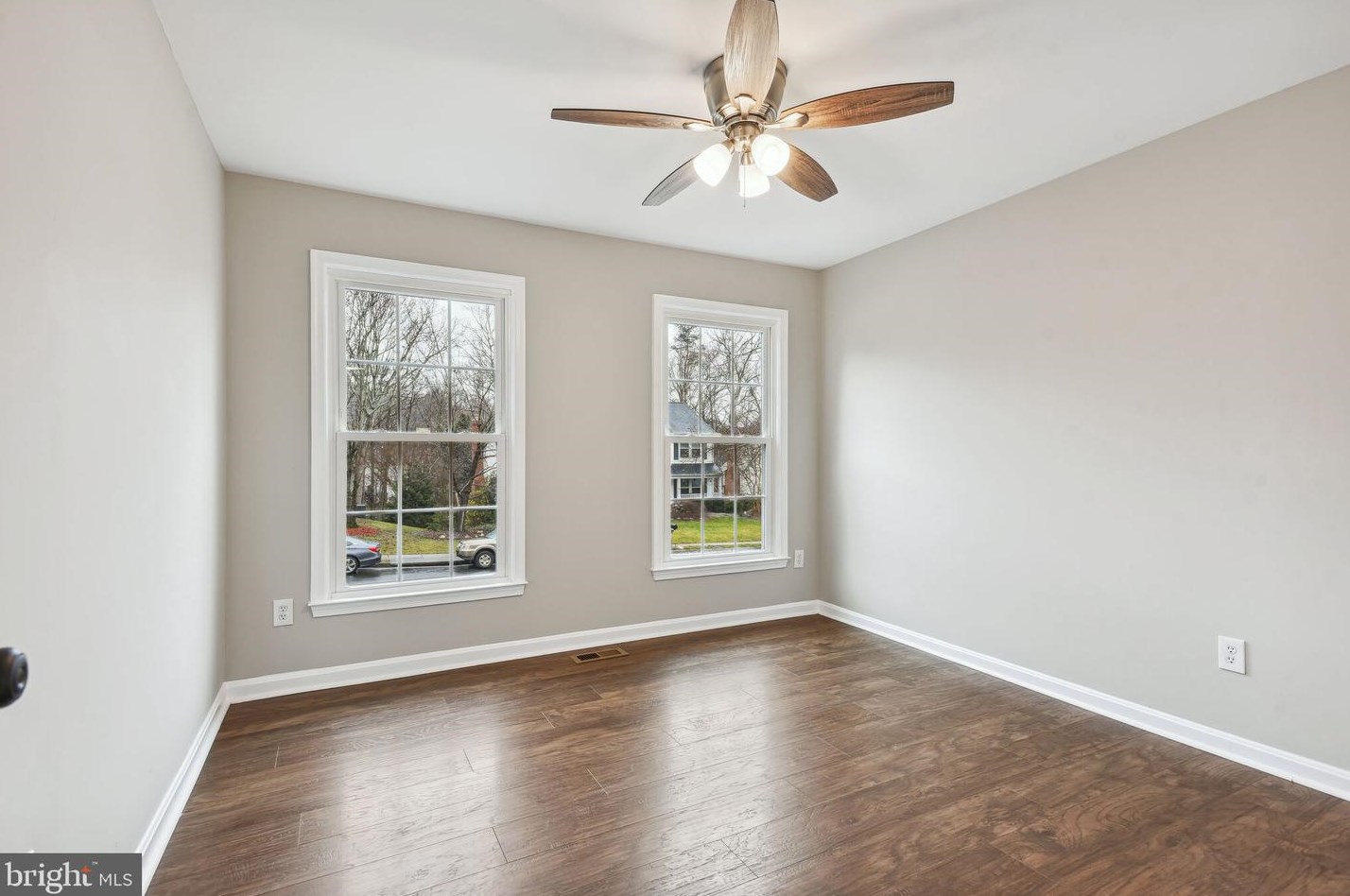 13930 Stonefield Dr, Clifton VA  20124-2546 exterior