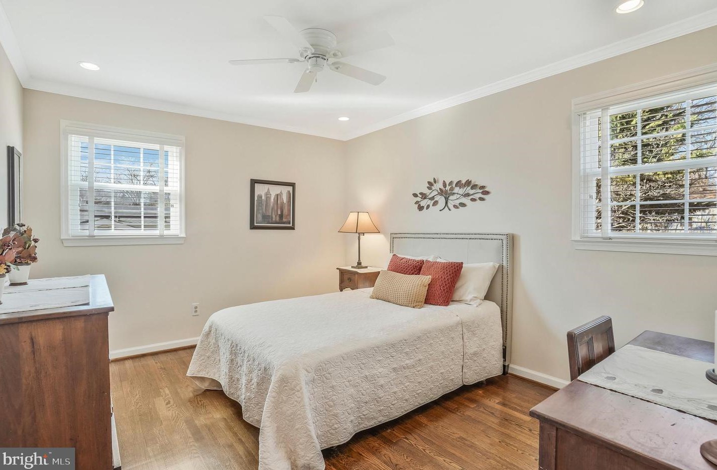 9906 Barnsbury Ct, Fairfax VA  22031-1003 exterior