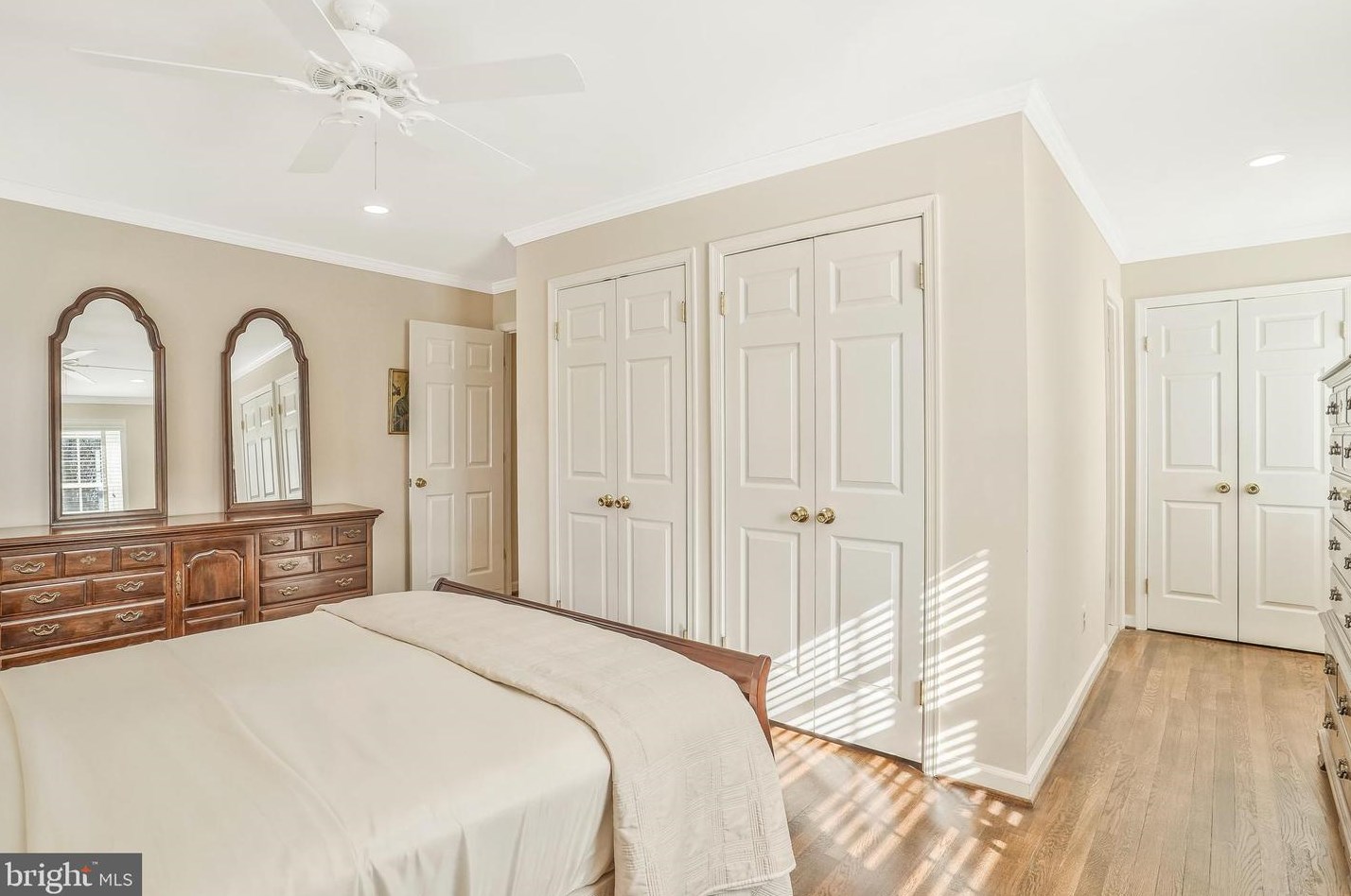 9906 Barnsbury Ct, Fairfax VA  22031-1003 exterior