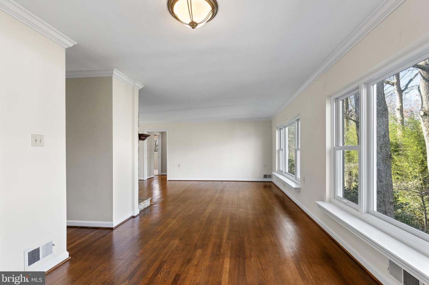 3166 Juniper Ln, Falls Church VA  22044-1814 exterior