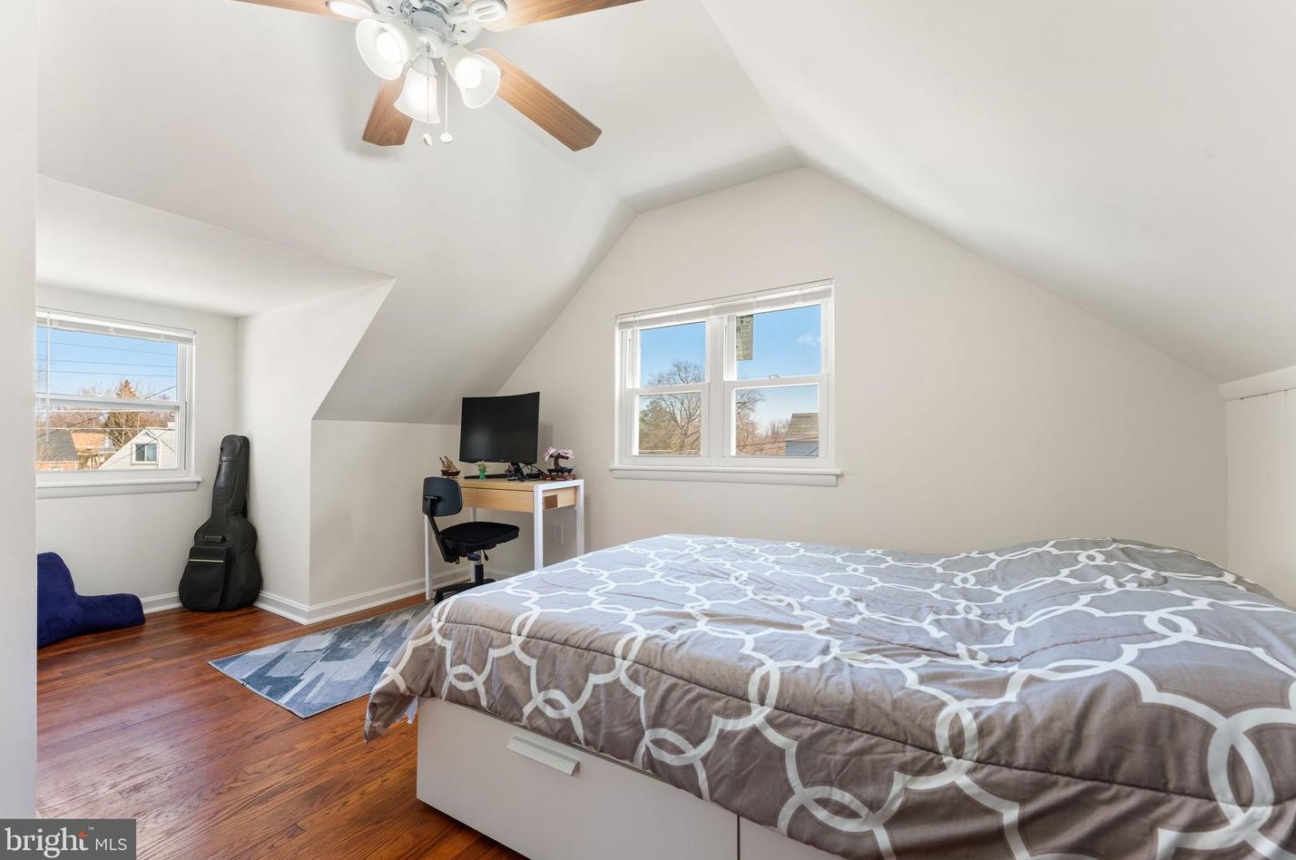 7217 Roosevelt Ave, Falls Church VA  22042-1625 exterior