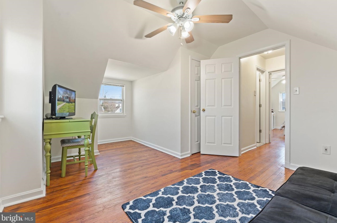 7217 Roosevelt Ave, Falls Church VA  22042-1625 exterior