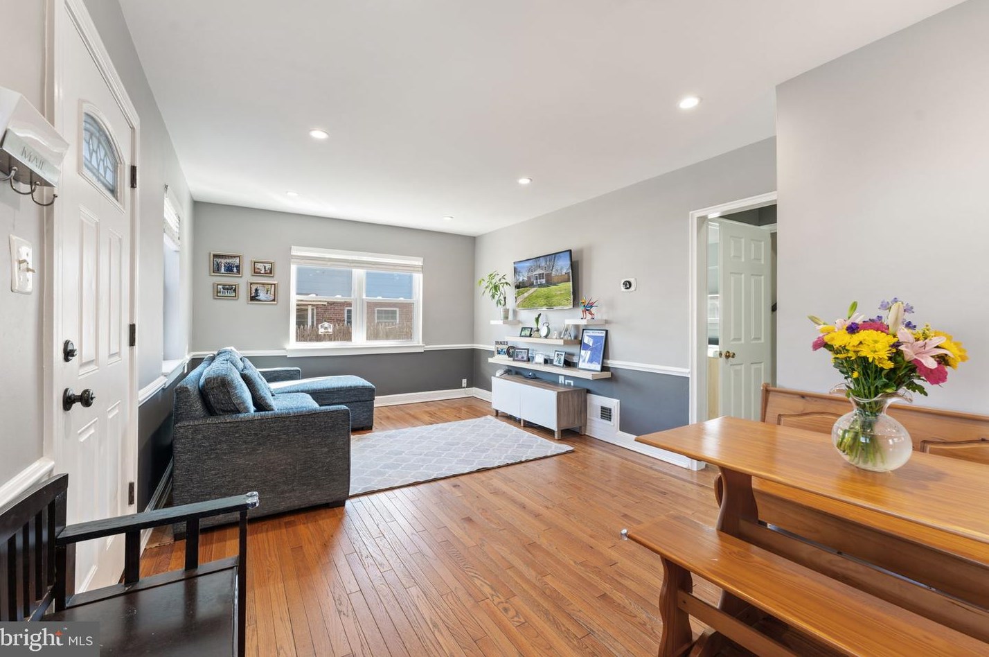 7217 Roosevelt Ave, Falls Church VA  22042-1625 exterior