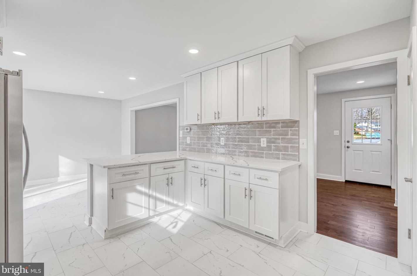 10021 Commonwealth Blvd, Fairfax VA  22032-2702 exterior