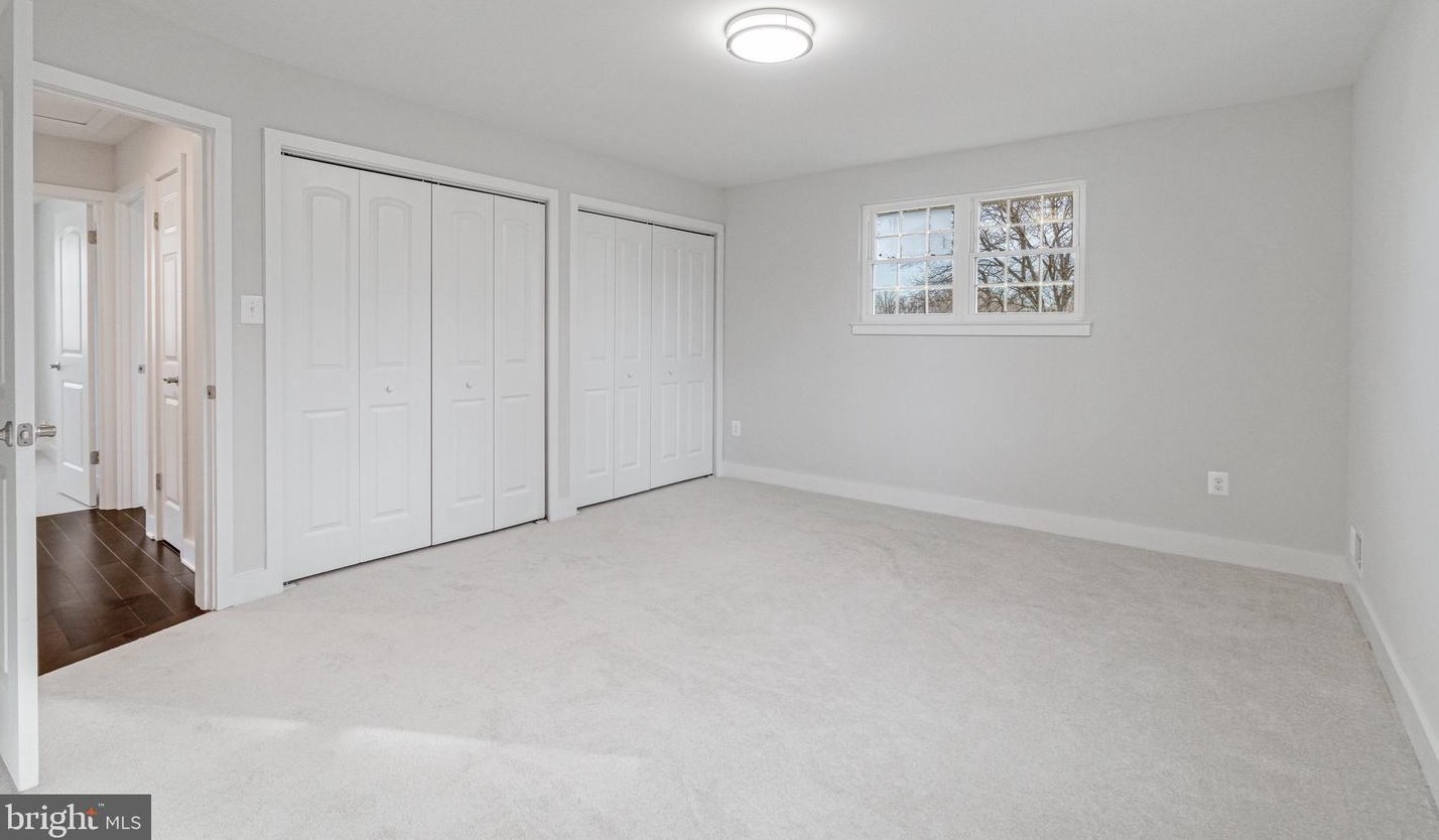 10021 Commonwealth Blvd, Fairfax VA  22032-2702 exterior