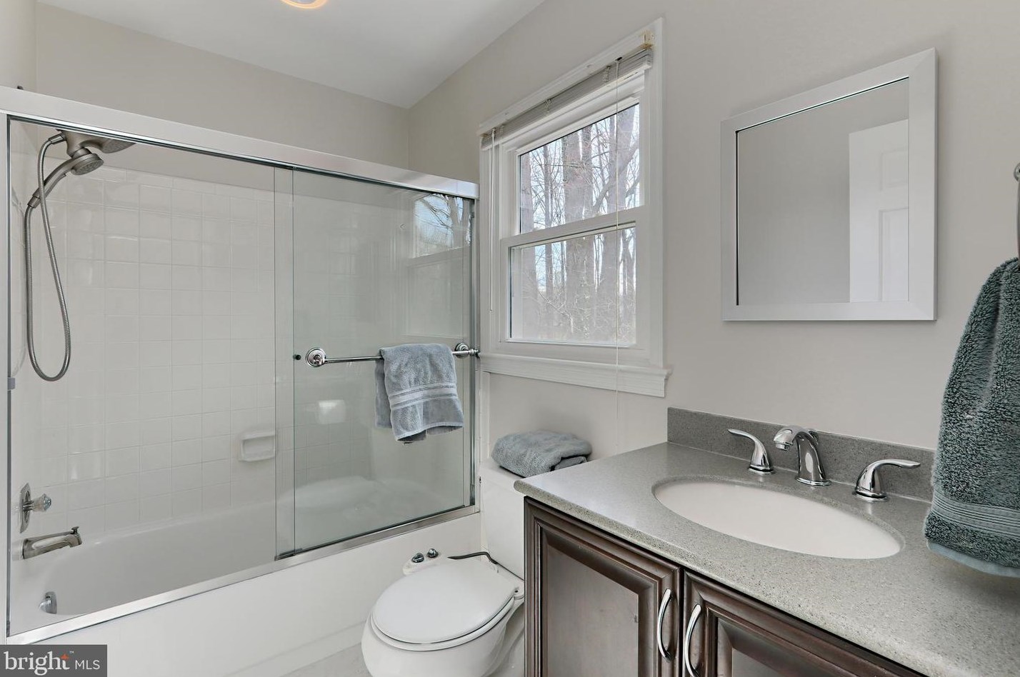 5719 Jonathan Mitchell Rd, Fairfax VA  22039-1402 exterior